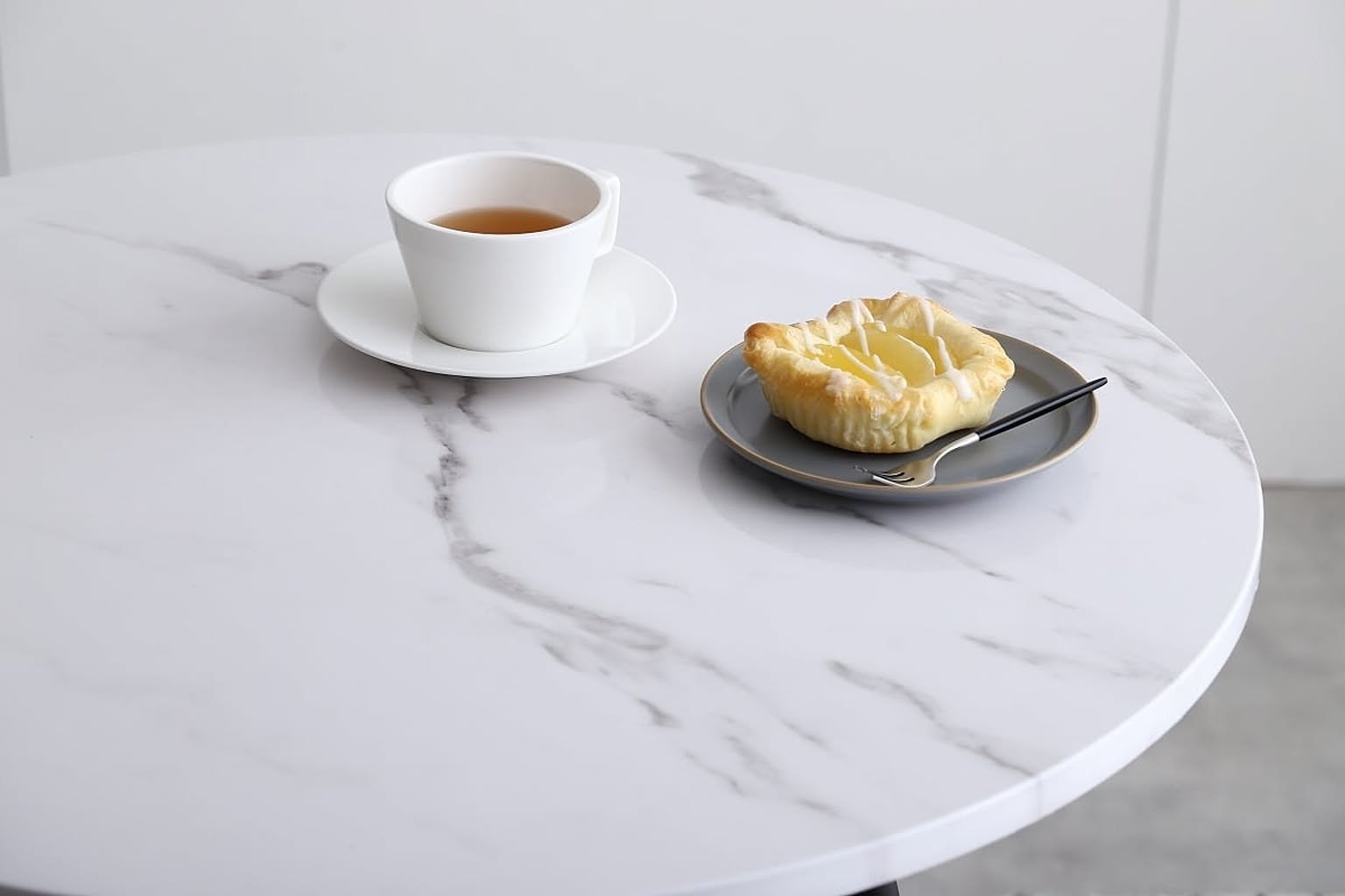 カフェテーブル・ティーテーブル
