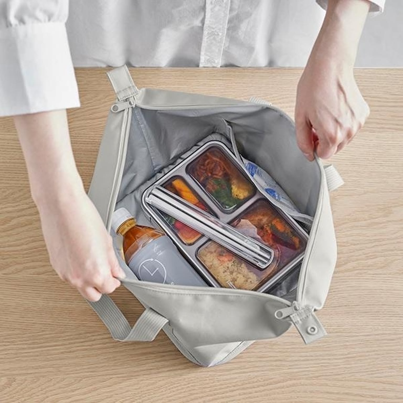 お弁当箱