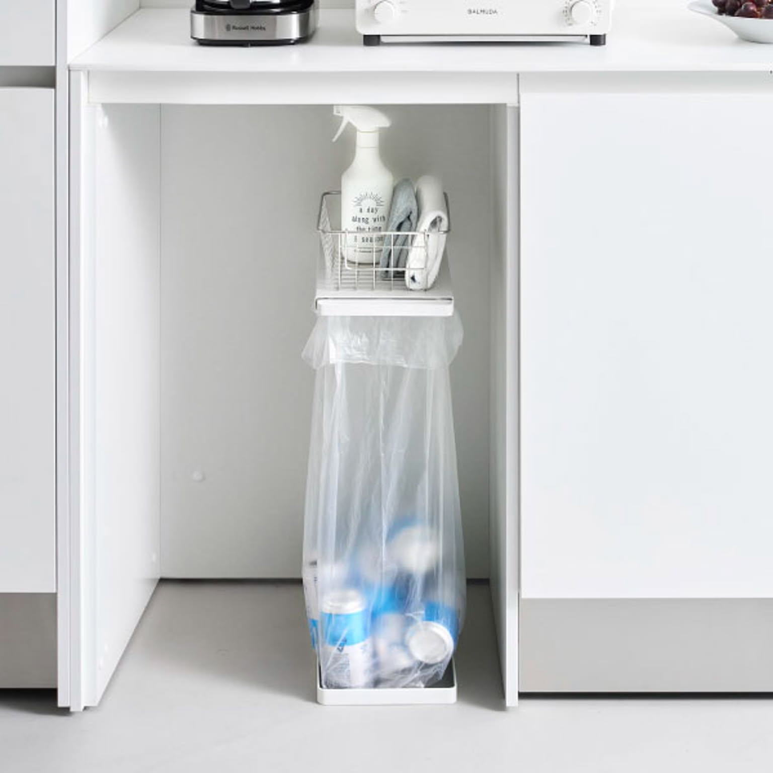 カウンター下収納