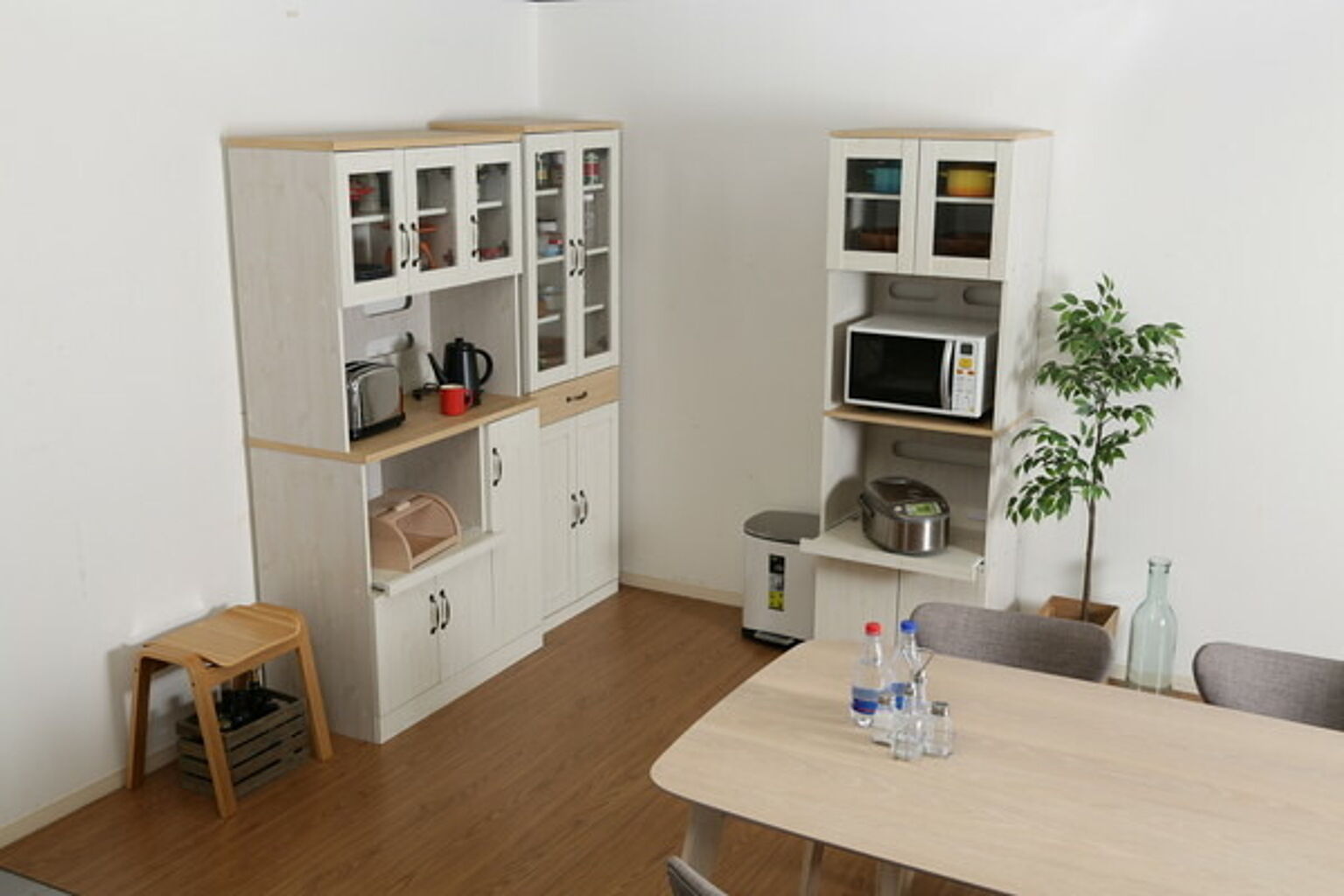 食器棚・キッチンボード