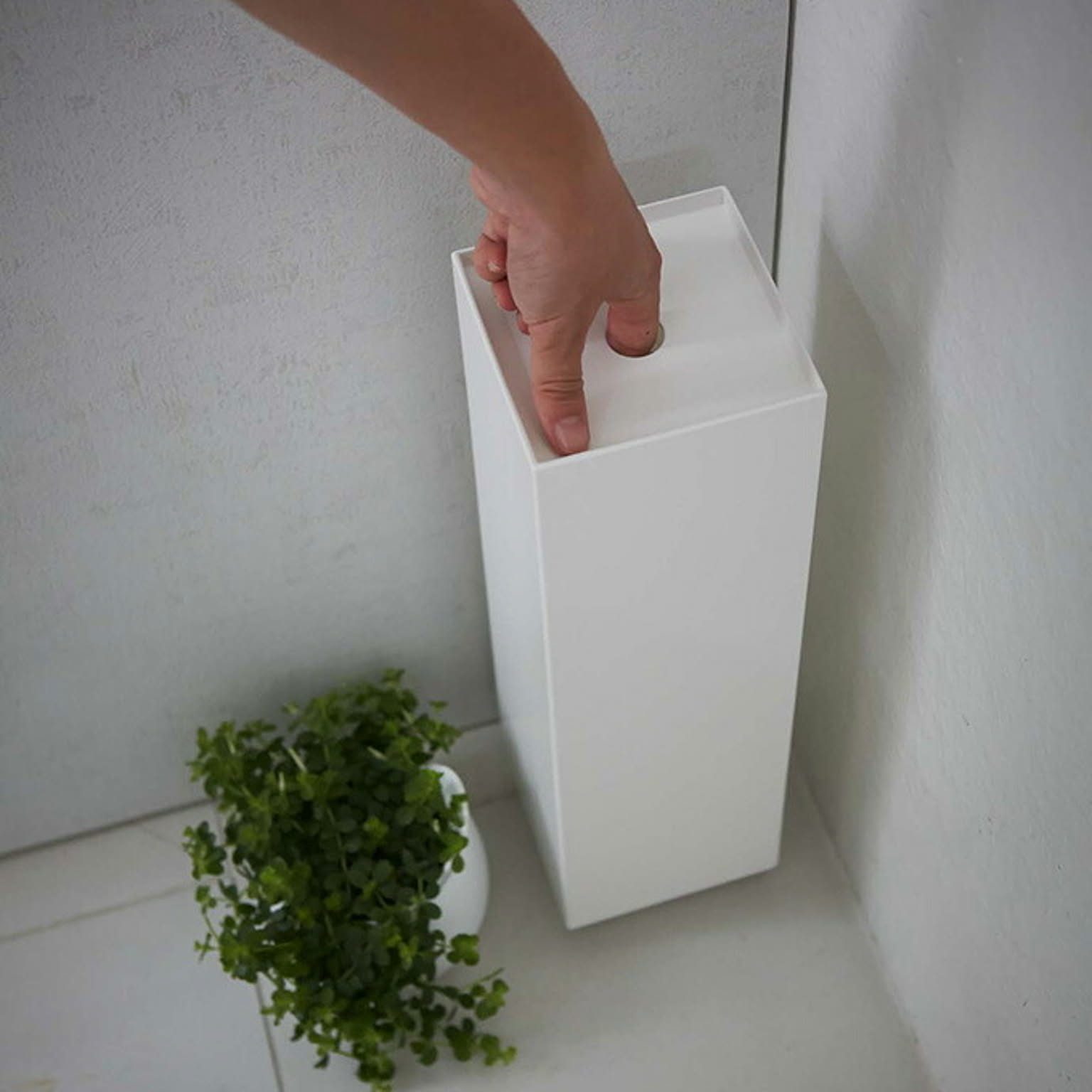 トイレットペーパーホルダー