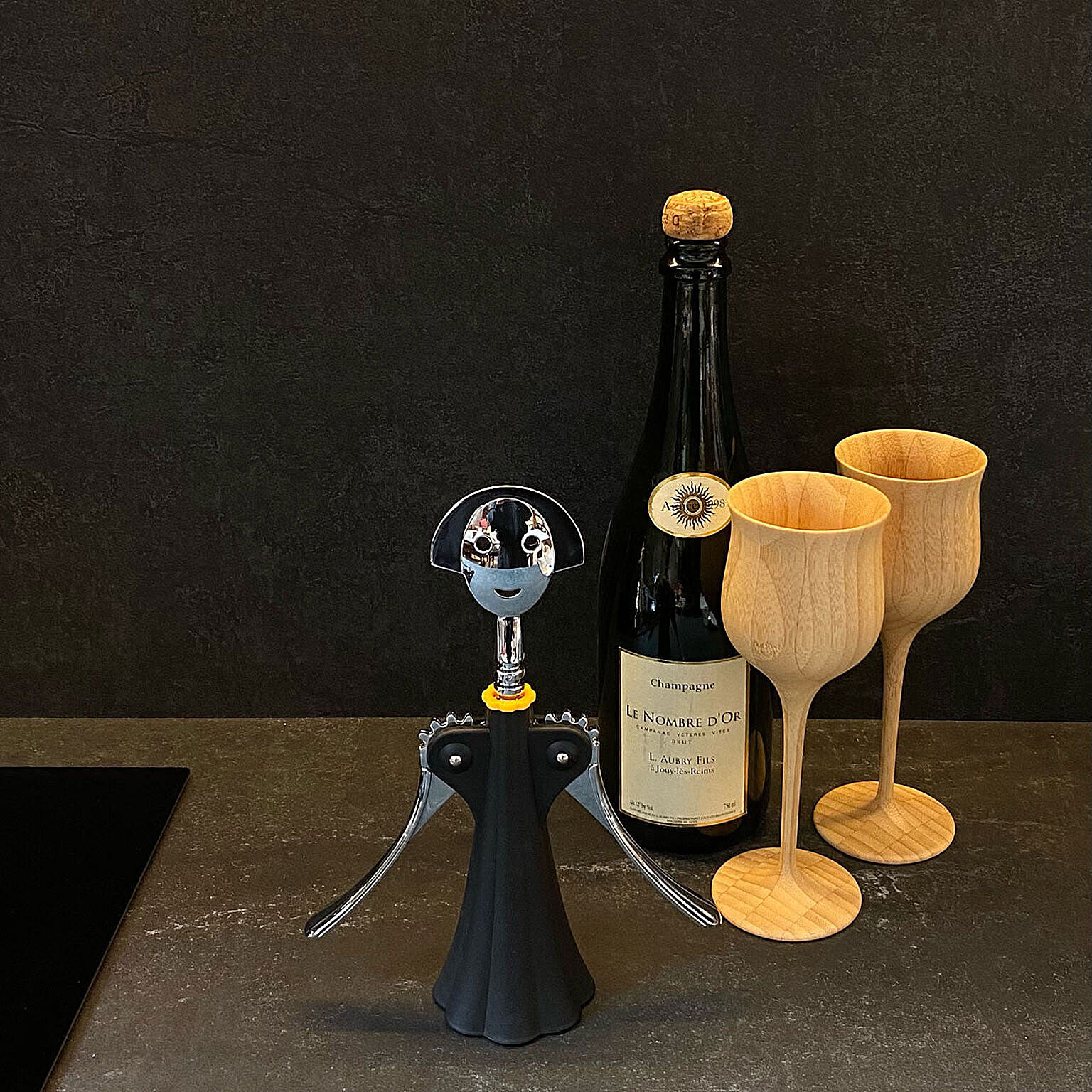 ＼売り尽くしセール／　ワインオープナー AnnaG ブラック　ALESSI