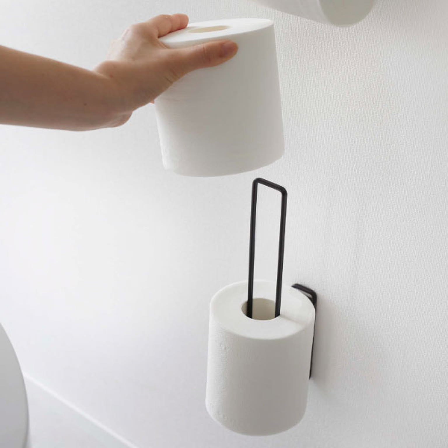 トイレットペーパーホルダー
