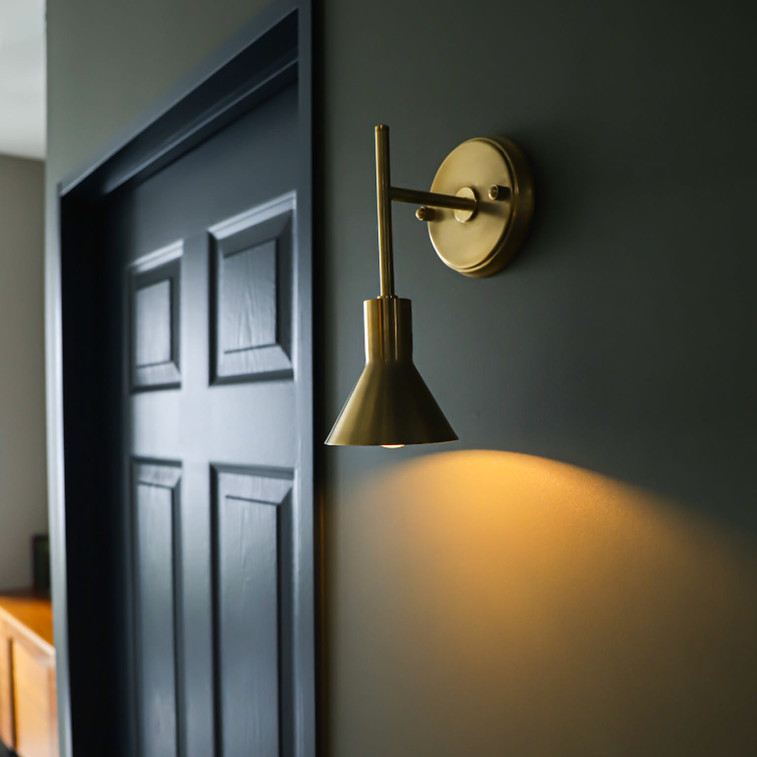 壁掛け照明・ブラケットライト