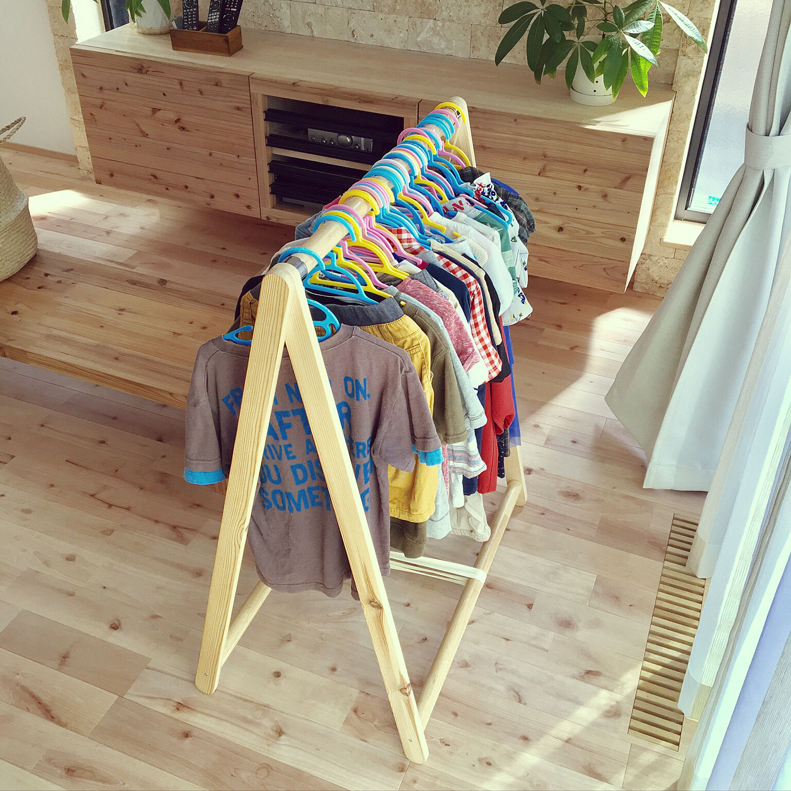 面倒な片付けを楽に 洗濯物をスムーズに収納するアイデア Roomclip Mag 暮らしとインテリアのwebマガジン