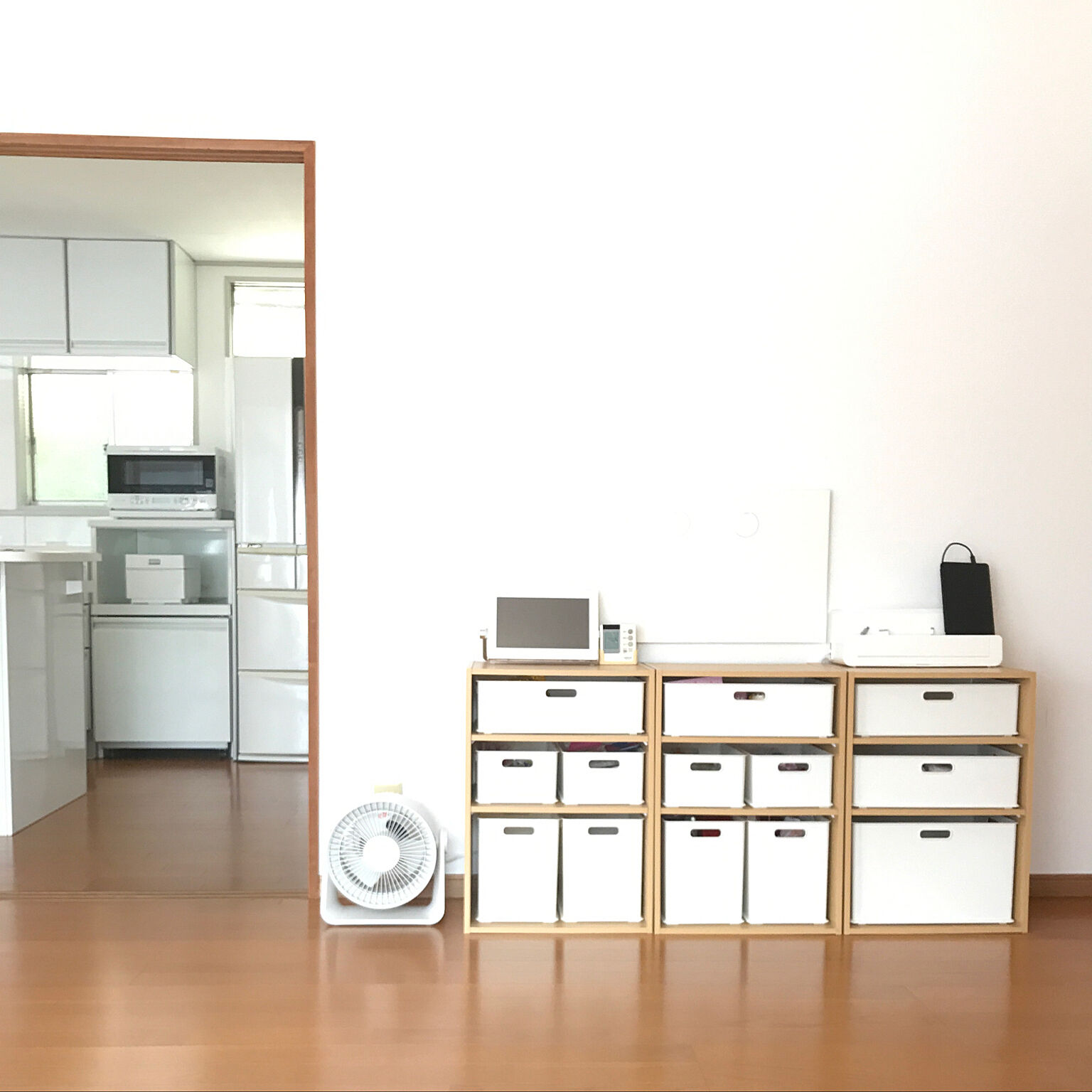 ニトリのインボックスが優秀 スッキリシンプルな収納術 Roomclip Mag 暮らしとインテリアのwebマガジン