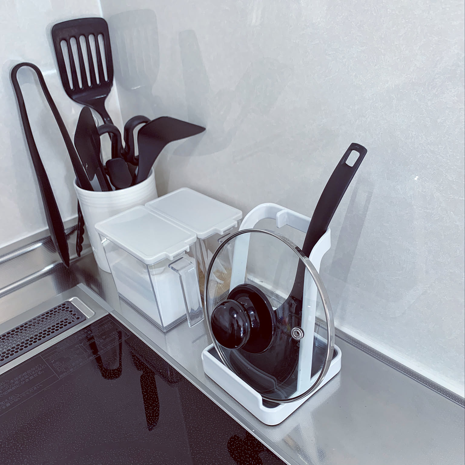 【RoomClipショッピングで買える！】調理中のちょい置きに便利！tower「お玉＆鍋ふたスタンド」の活用実例5選
