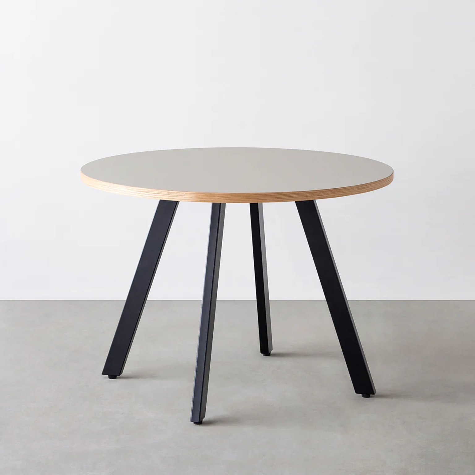 THE CAFE TABLE