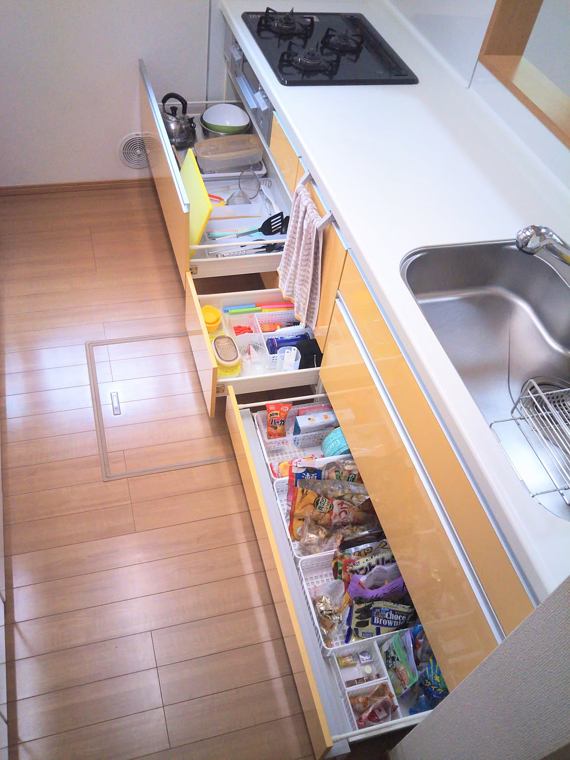 好みの収納スタイルをまとめてみんな快適 見せない収納法 By Riさん Roomclip Mag 暮らしとインテリアのwebマガジン