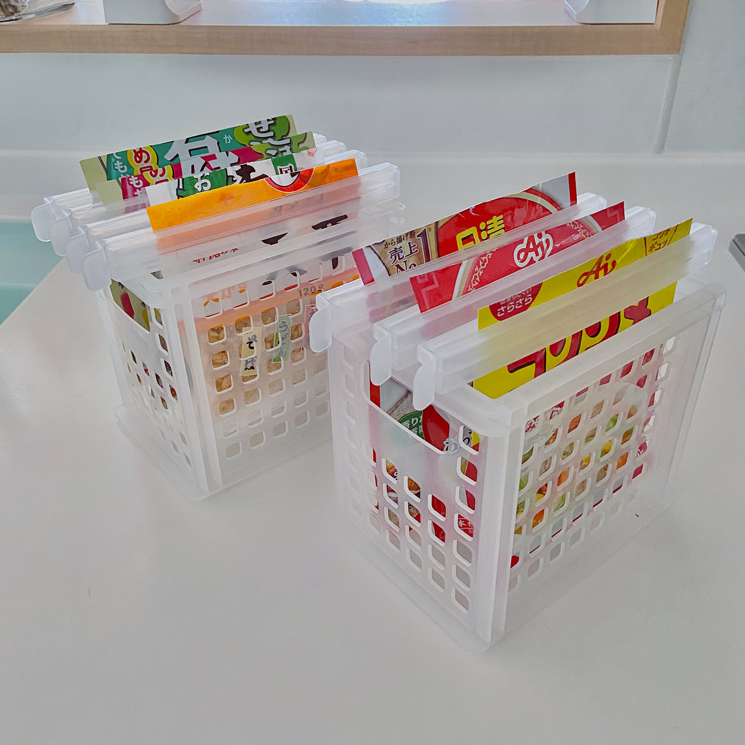 取り出しやすくわかりやすいのがポイント 粉もの収納のアイデア実例10選 Roomclip Mag 暮らしとインテリアのwebマガジン