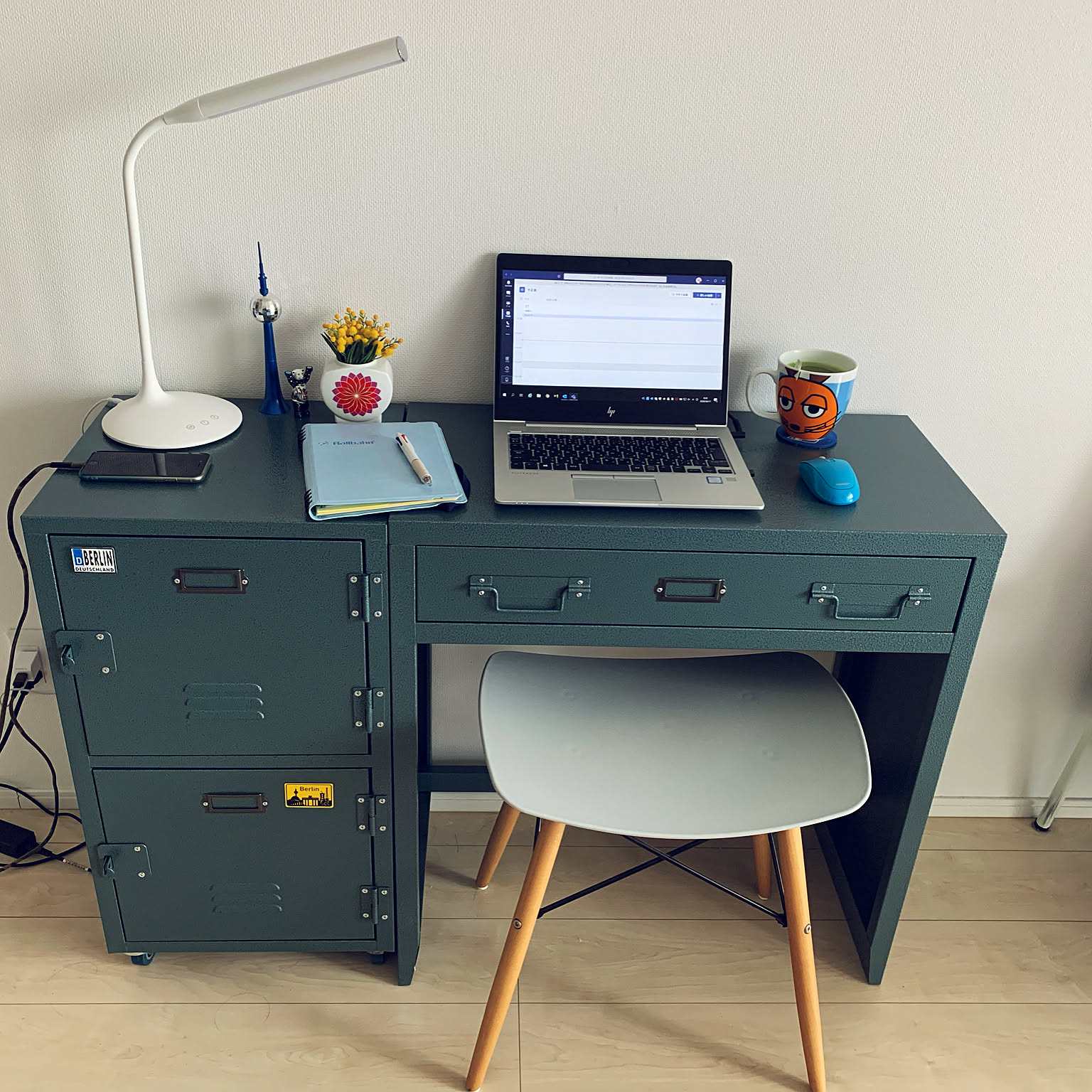 在宅ワークでも集中できる 1人暮らしのワークスペース Roomclip Mag 暮らしとインテリアのwebマガジン