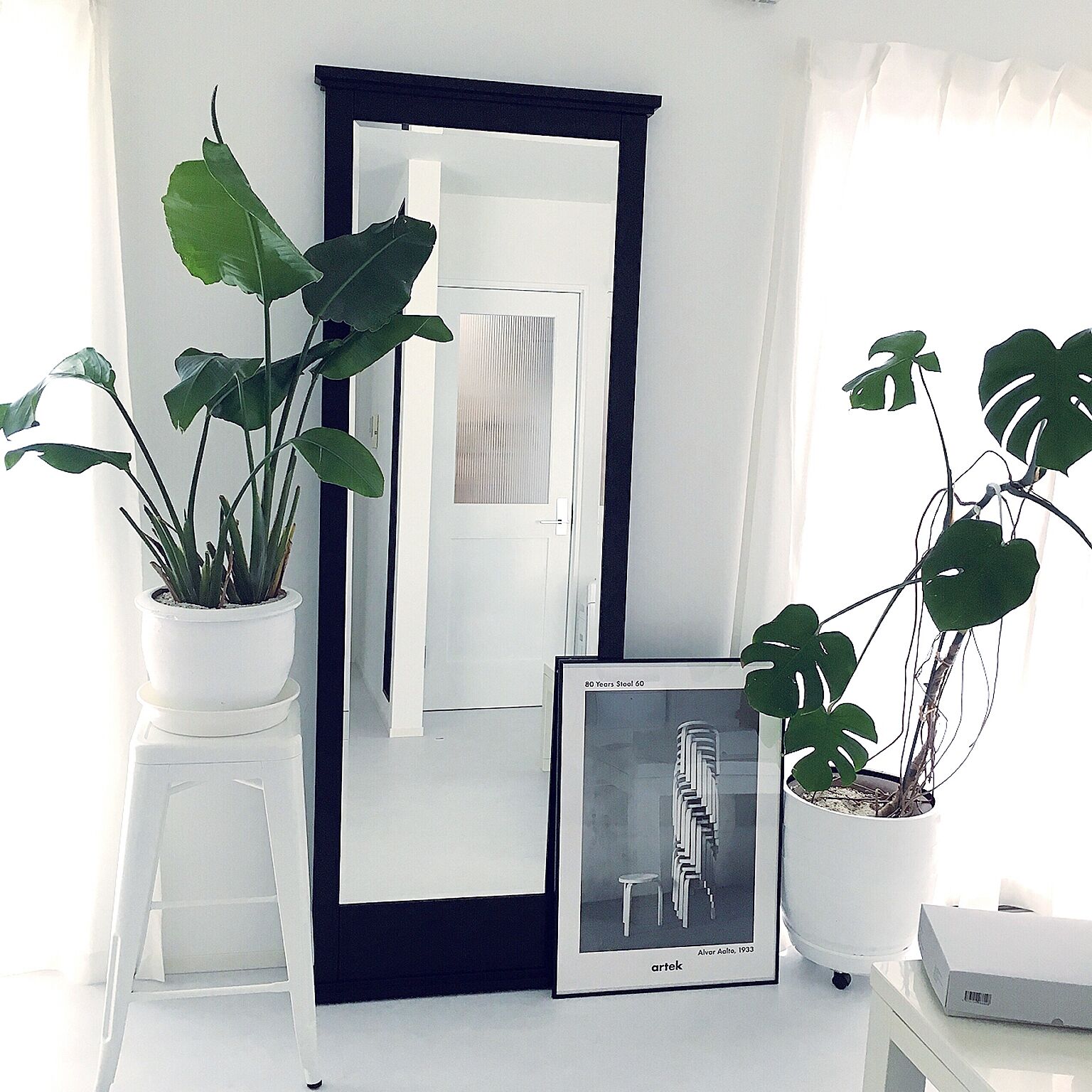 鏡で高級感を演出しよう♪ IKEAミラーの飾り方 | RoomClip mag