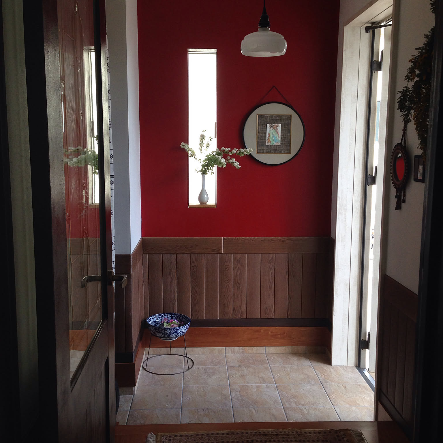 いつもの壁をワンランク格上げ 作り方いろいろ腰壁diy Roomclip Mag 暮らしとインテリアのwebマガジン