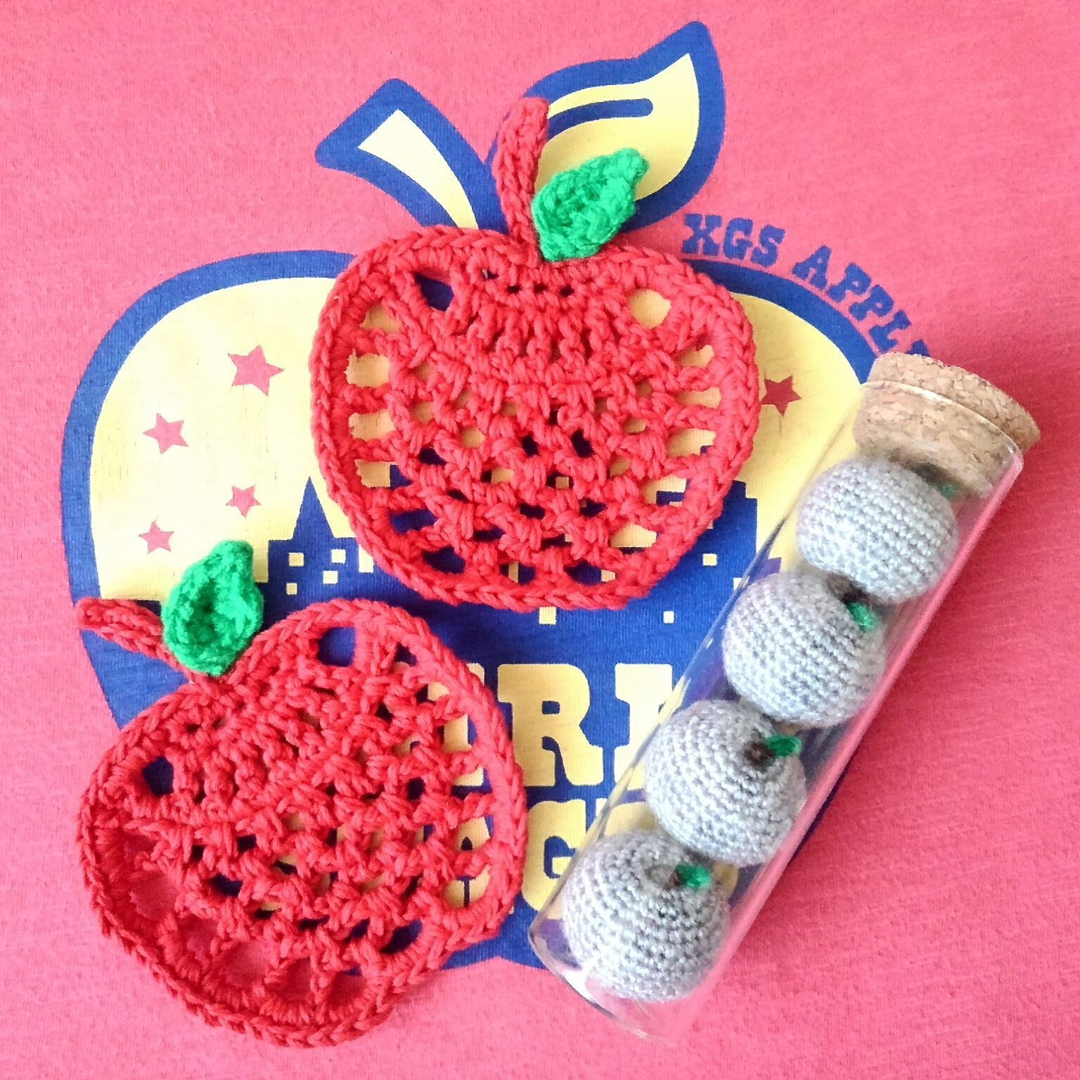 編み物でインテリアやおうち時間を充実させたい 編み方別おすすめ作品集 Roomclip Mag 暮らしとインテリアのwebマガジン