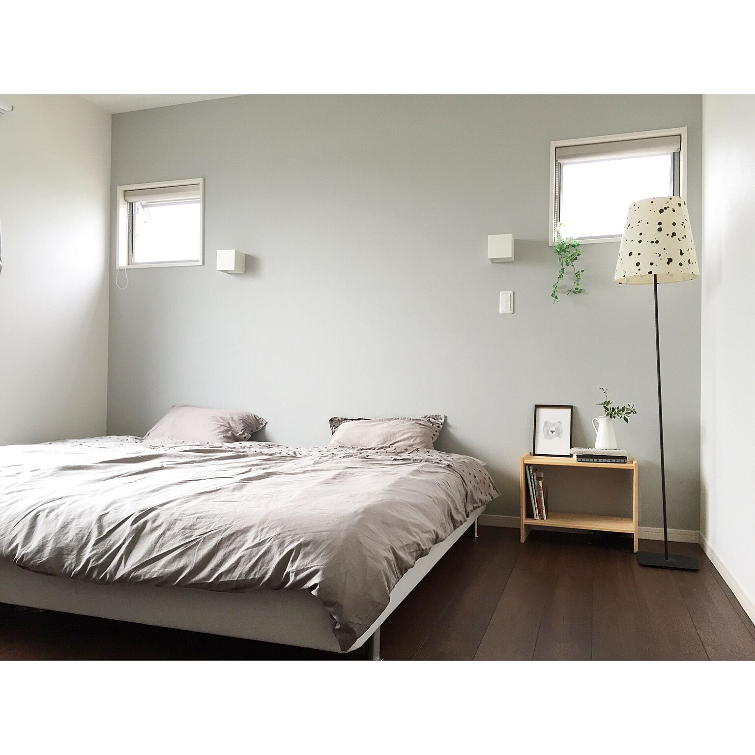ものを置かない美しさがここにある 憧れのミニマルな寝室 Roomclip Mag 暮らしとインテリアのwebマガジン