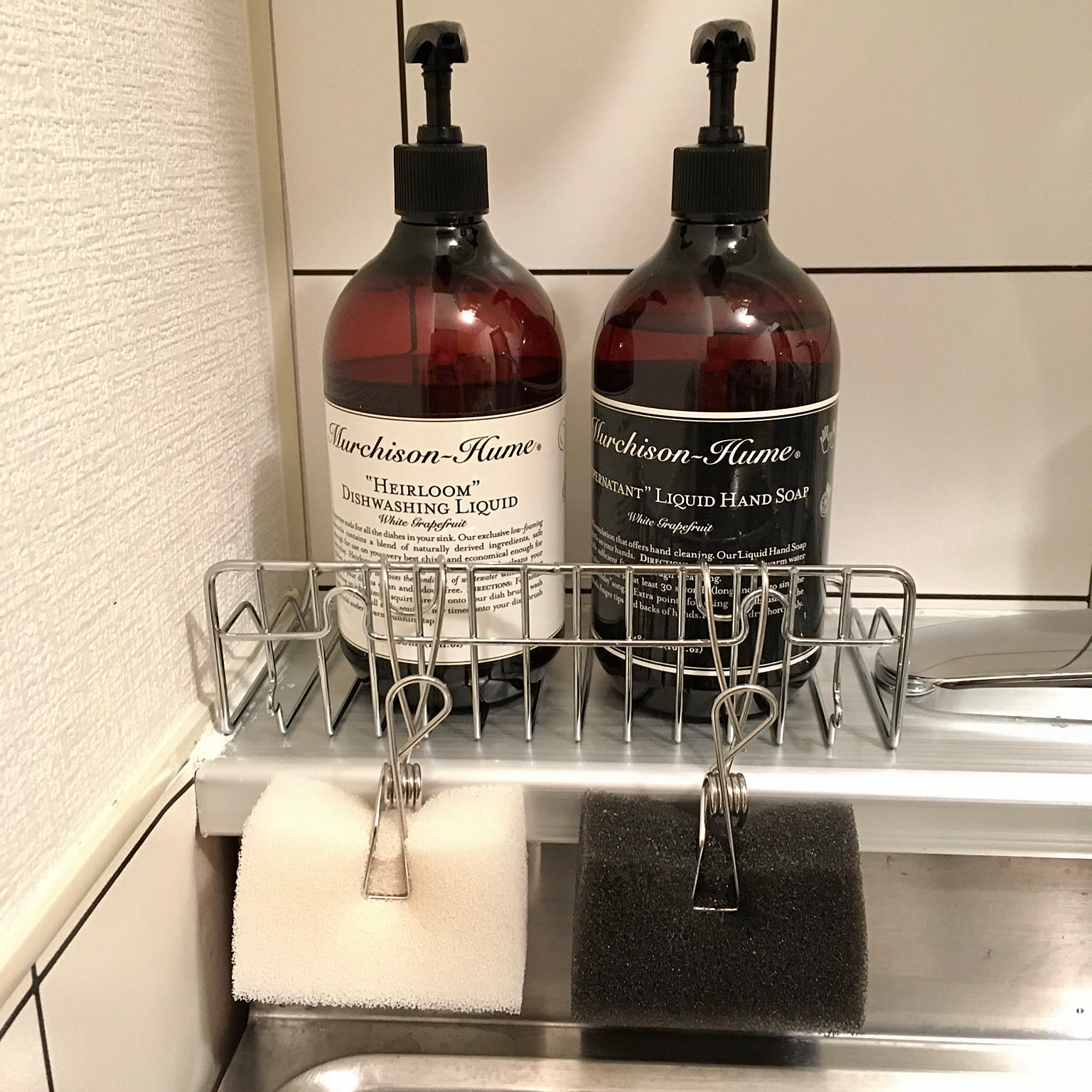 はさむ 吊りさげて便利 無印良品のステンレスひっかけるワイヤークリップ Roomclip Mag 暮らしとインテリアのwebマガジン