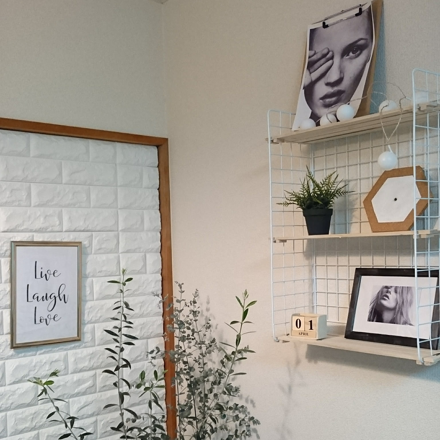 自分好みの棚を作る ウォールシェルフのdiyアイデア10選 Roomclip Mag 暮らしとインテリアのwebマガジン