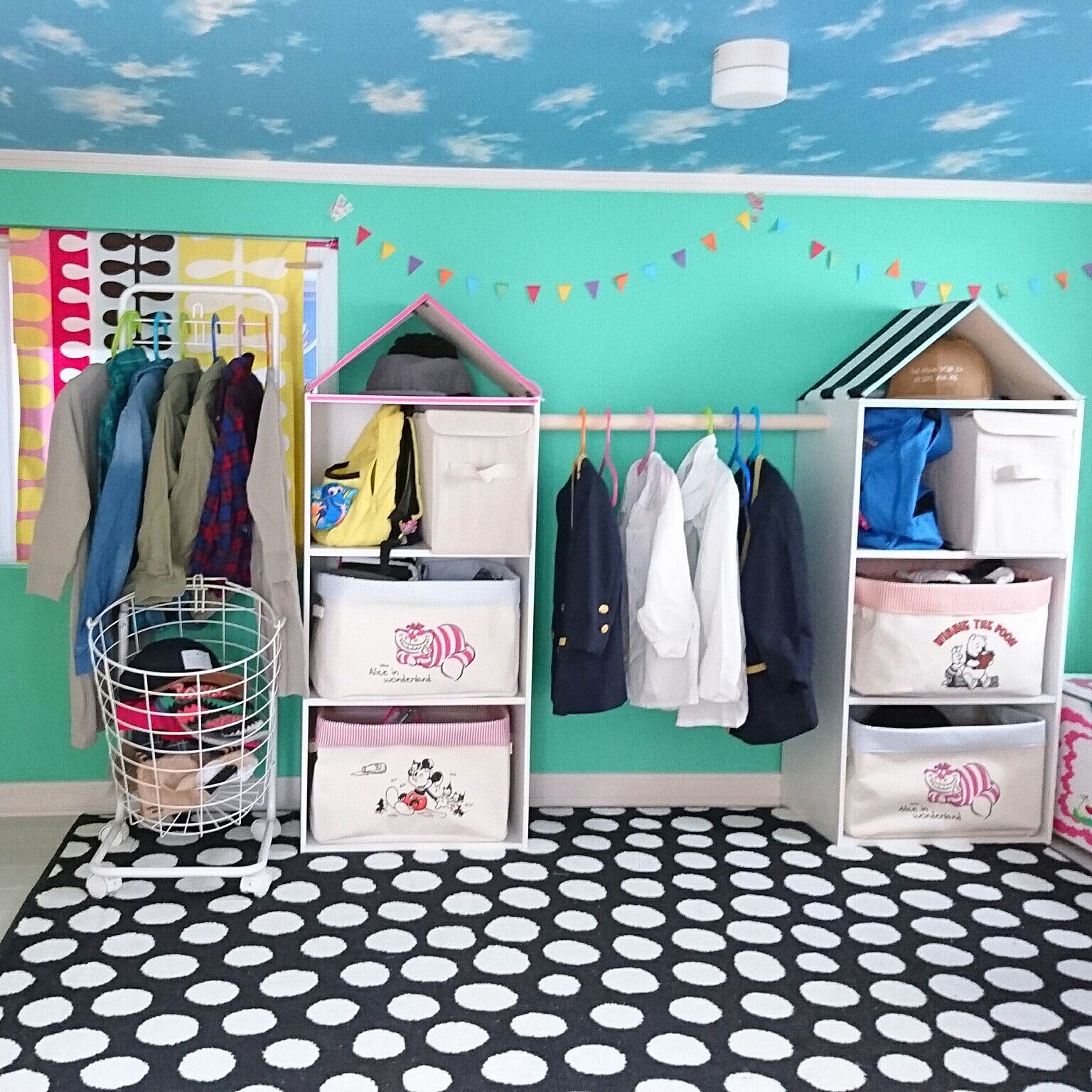 カラーボックスdiyでお気に入りの子ども部屋を作ろう Roomclip Mag 暮らしとインテリアのwebマガジン