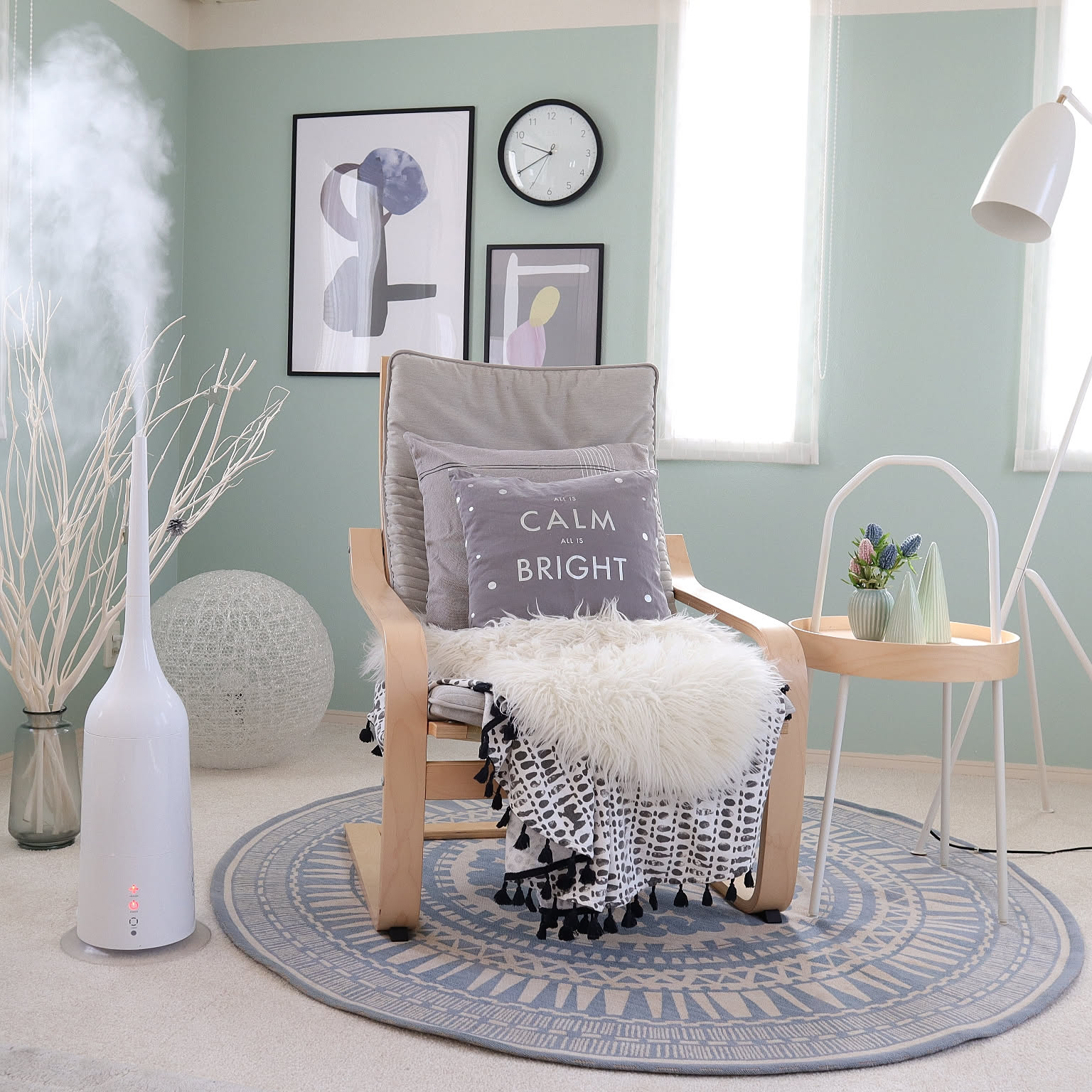 加湿で風邪や肌荒れを防ぐ みんなが試してるお家のなかでの乾燥対策 Roomclip Mag 暮らしとインテリアのwebマガジン 加湿で風邪や肌荒れを防ぐ みんなが試してるお家のなかでの乾燥対策 Roomclip Mag 暮らしとインテリアのwebマガジン