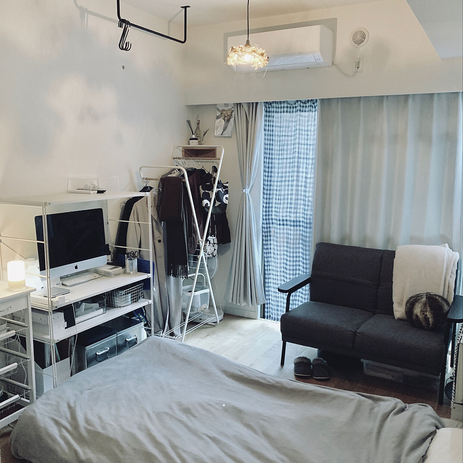 場所別にご紹介します ワンルームに便利な無印良品の家具 Roomclip Mag 暮らしとインテリアのwebマガジン