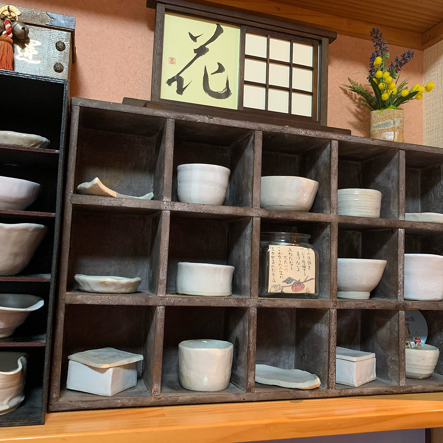 陶芸で叶える贅沢な楽しみ 手作りの器で彩る自分だけの特別な時間 Roomclip Mag 暮らしとインテリアのwebマガジン 陶芸で叶える贅沢な楽しみ 手作りの器で彩る自分だけの特別な時間 Roomclip Mag 暮らしとインテリアのwebマガジン