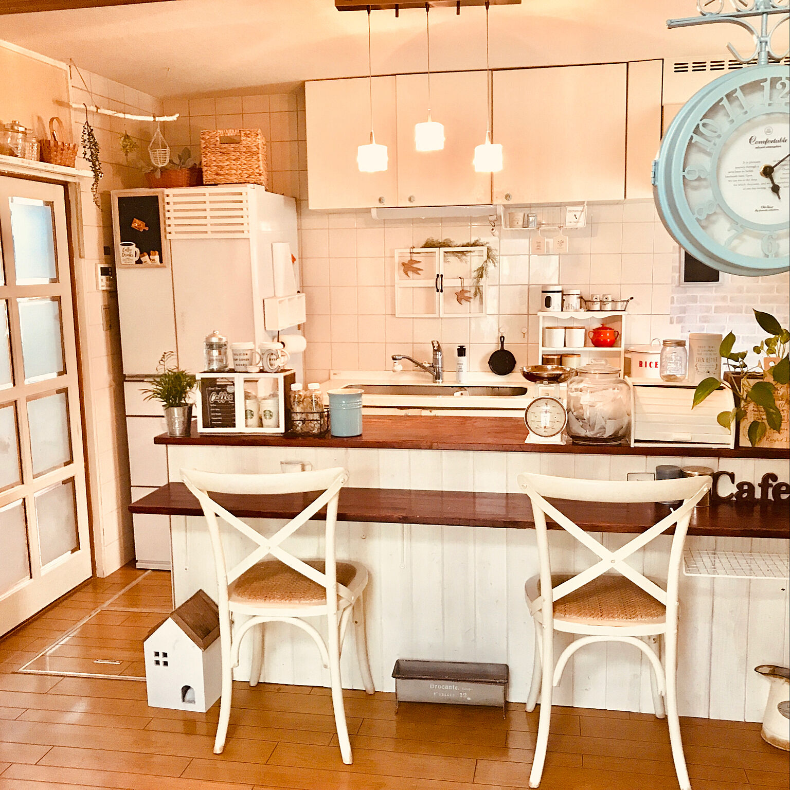 いいことづくめのカウンターdiy 理想のキッチンを自分の手で By Marimoさん Roomclip Mag 暮らしとインテリアのwebマガジン