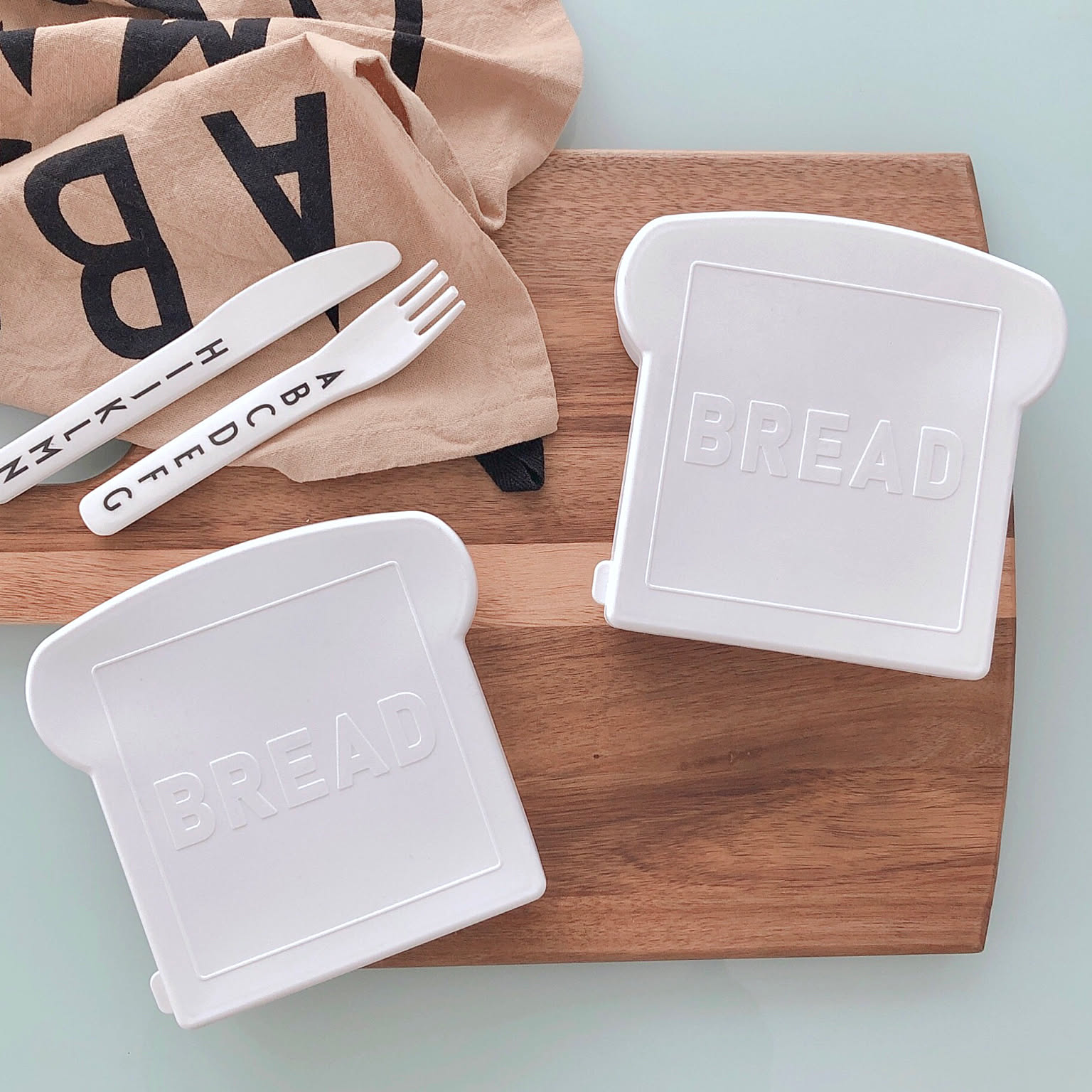 100均で今すぐチェックしたい 毎日使える便利な食品保存容器 Roomclip Mag 暮らしとインテリアのwebマガジン