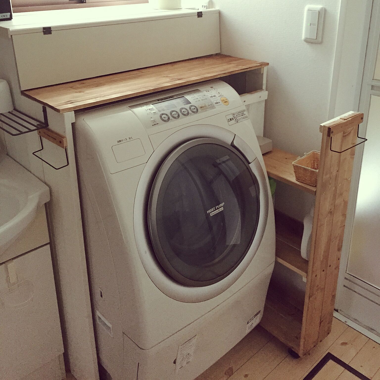 毎日の洗濯が楽々 洗濯機周りをスッキリさせる10の方法 Roomclip Mag 暮らしとインテリアのwebマガジン