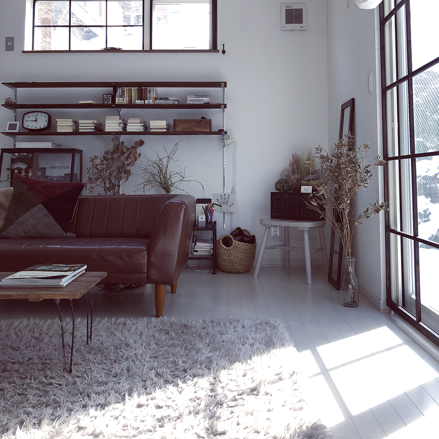 好きなもの同士を組み合わせて 男前ミックスインテリア Roomclip Mag 暮らしとインテリアのwebマガジン 好きなもの同士を組み合わせて 男前ミックスインテリア Roomclip Mag 暮らしとインテリアのwebマガジン