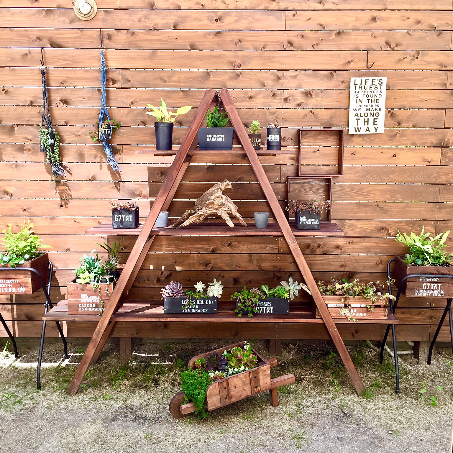 育て方も見せ方も もっと自分らしく ガーデニングに取り入れたいdiy実例 Roomclip Mag 暮らしとインテリアのwebマガジン