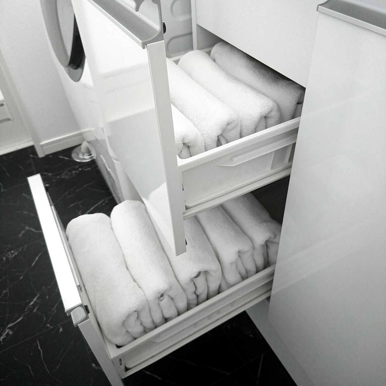 洗面所をすっきり快適に かさばるタオルの収納アイディア Roomclip Mag 暮らしとインテリアのwebマガジン