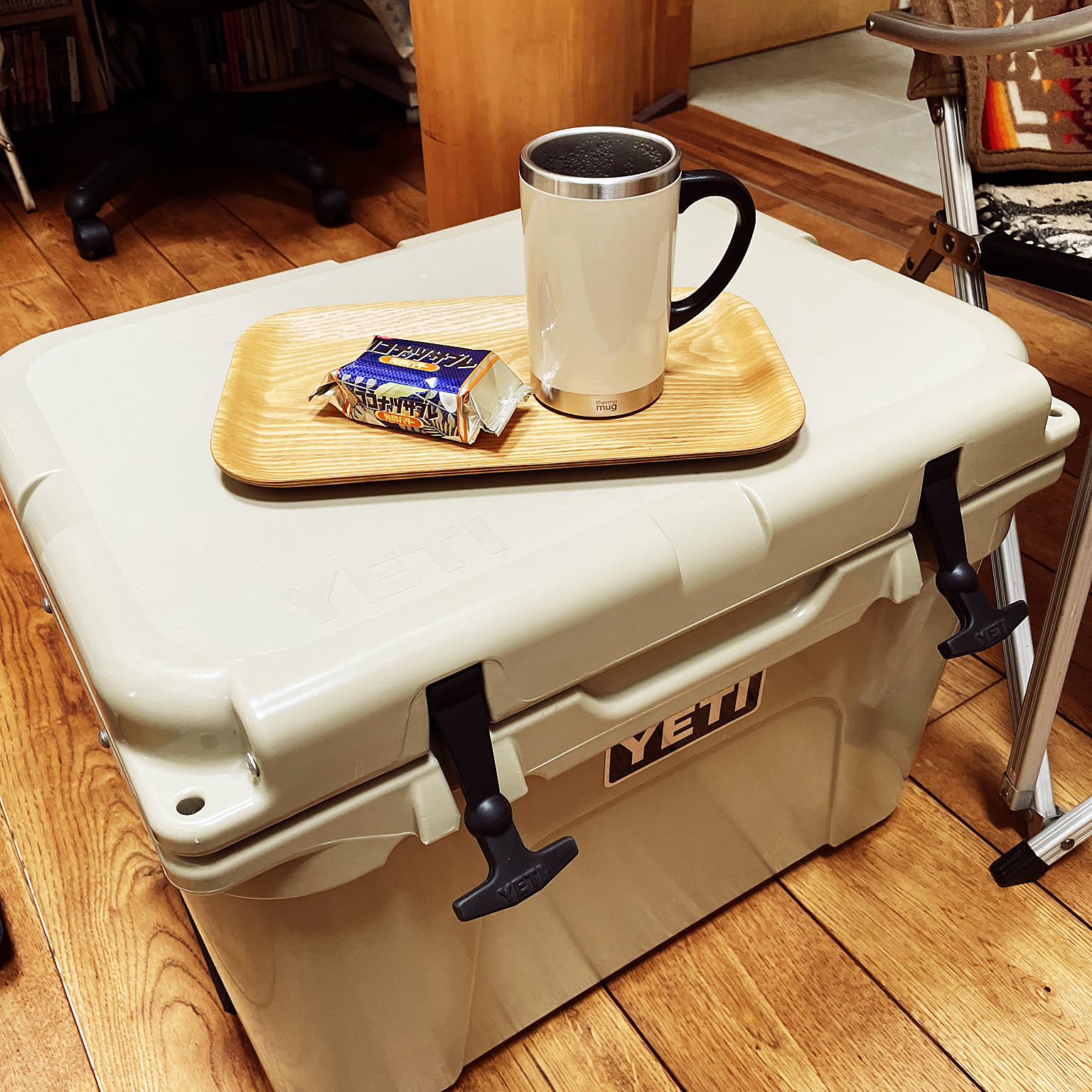 ✨人気商品✨ 折り畳みテーブル ♪ ドリンクホルダー 子供部屋