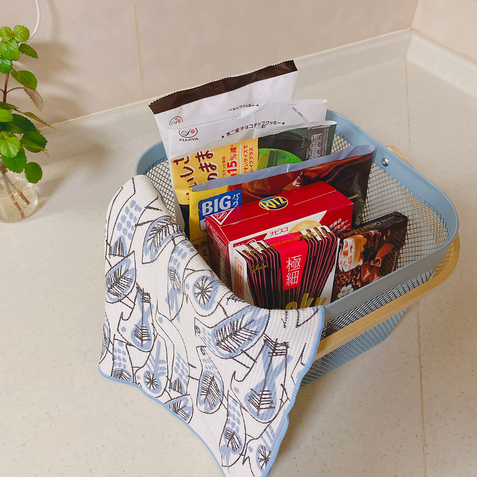 インテリアに合わせて使い分けたい Ikeaのおすすめ収納アイテム Roomclip Mag 暮らしとインテリアのwebマガジン インテリアに合わせて使い分けたい Ikeaのおすすめ収納アイテム Roomclip Mag 暮らしとインテリアのwebマガジン