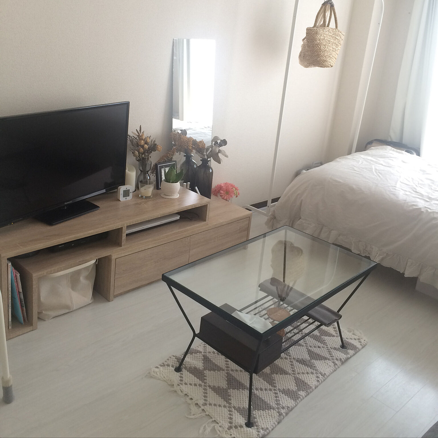 m2 狭くてもすっきり シンプルインテリアで過ごす充実した時間 By Nissmu19さん Roomclip Mag 暮らしとインテリアのwebマガジン