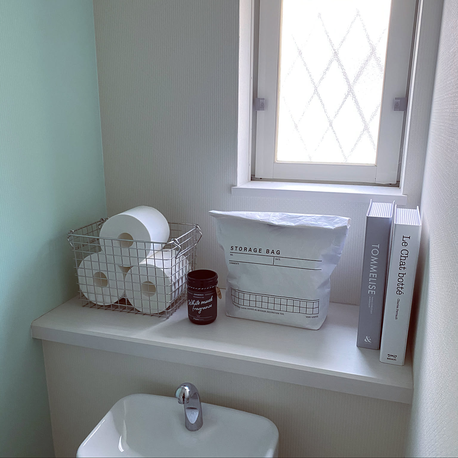 生活感を出さずに整然とした空間に。トイレ収納は無印良品におまかせ☆