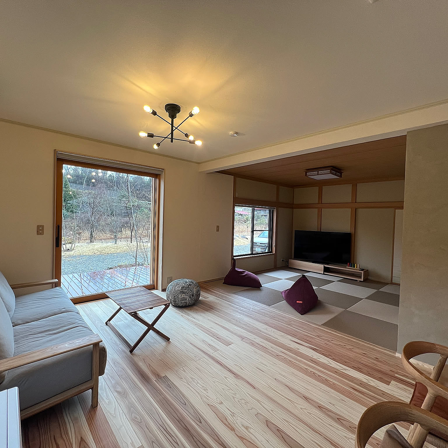 快適なくつろぎ空間を作る。リビングに隣り合った和室のインテリア実例6選