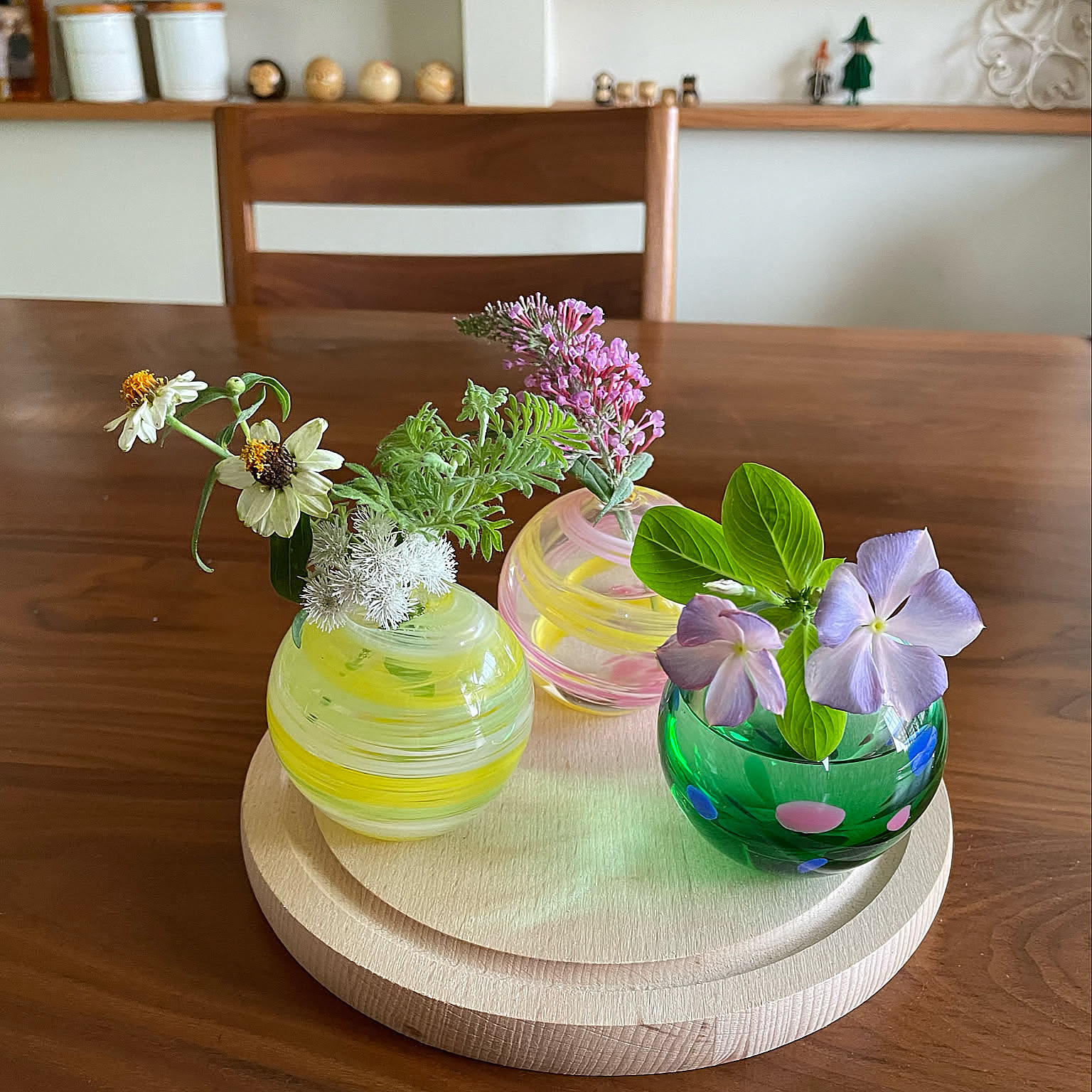 思わずうっとり眺めたくなる♪憧れの花瓶のあるお部屋