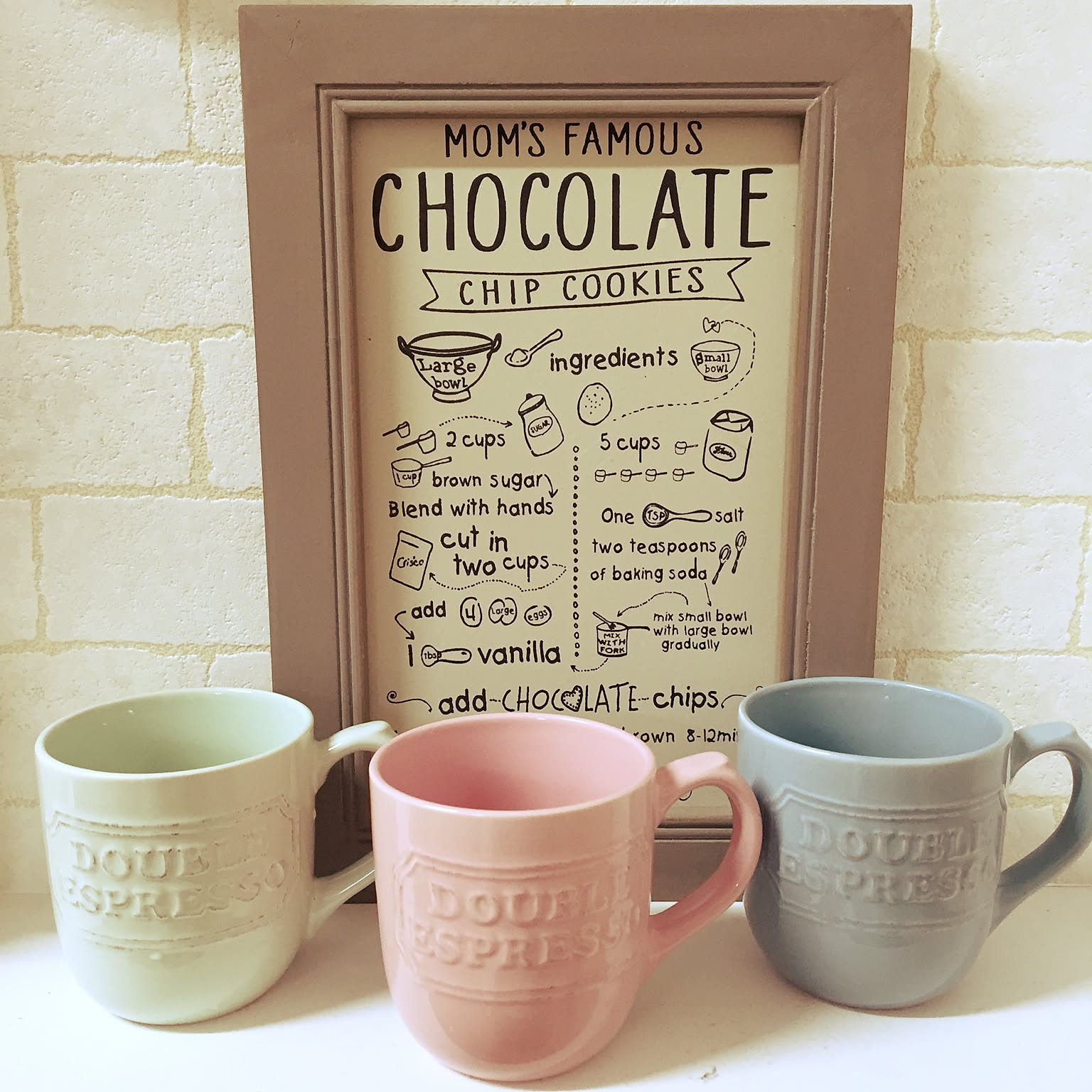カフェタイムをもっと楽しく♡ダイソーのマグカップ活用術