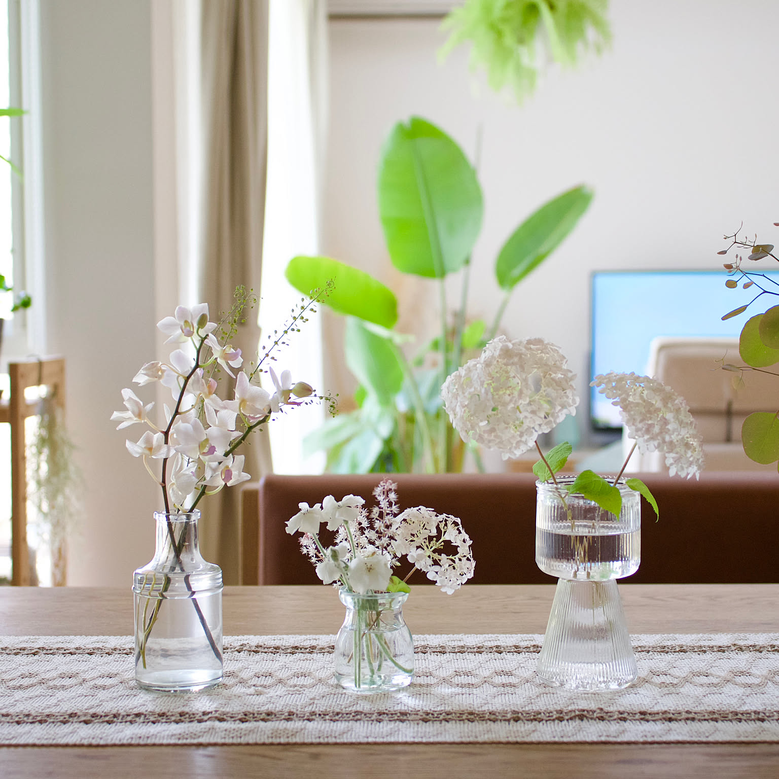 もっと気軽にさりげなく♡お花との暮らしを楽しむインテリアの実例紹介