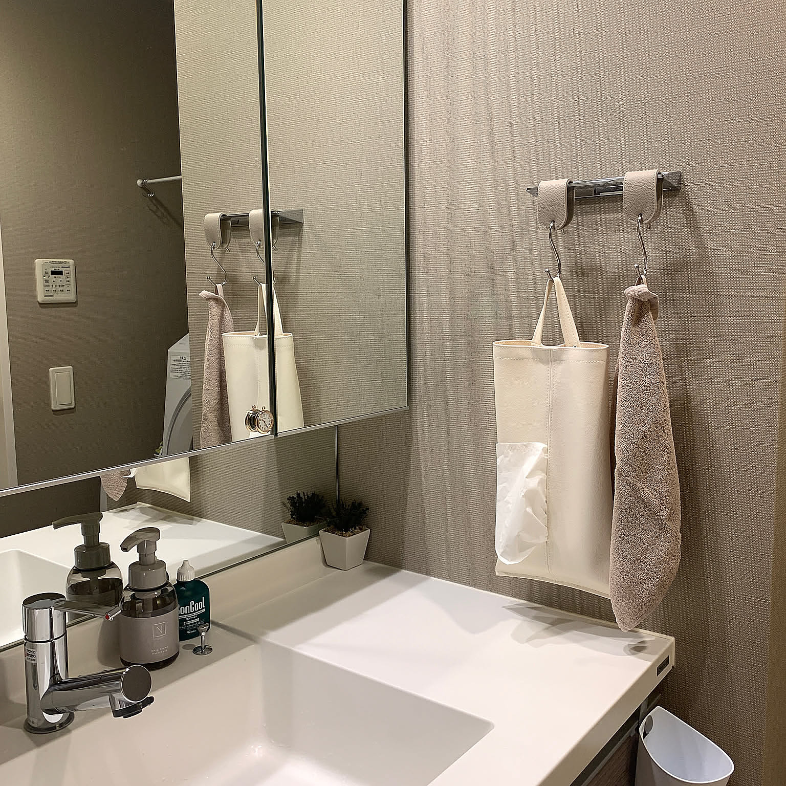 すぐ手に取れる＆省スペース！おうちの中のティッシュの置き方6選