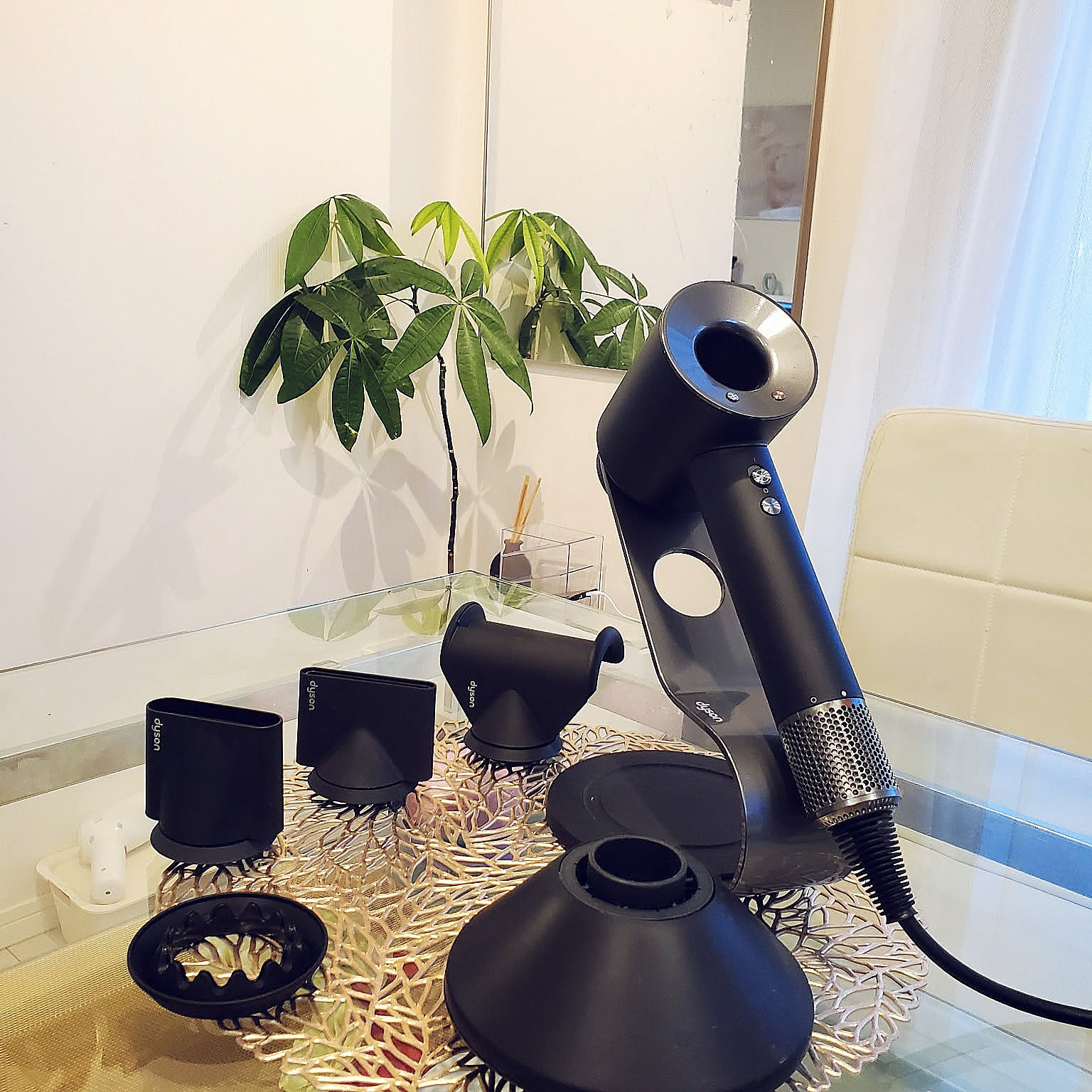 最新技術で「キレイ」が叶う！暮らしがワンランクアップするダイソンの家電をご紹介