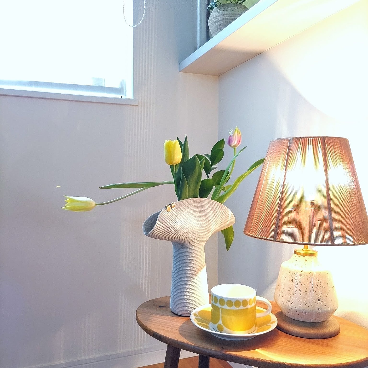 はっと目を惹くデザインのものもたくさん。お花のある暮らしをもっと楽しめるフラワーベース6選