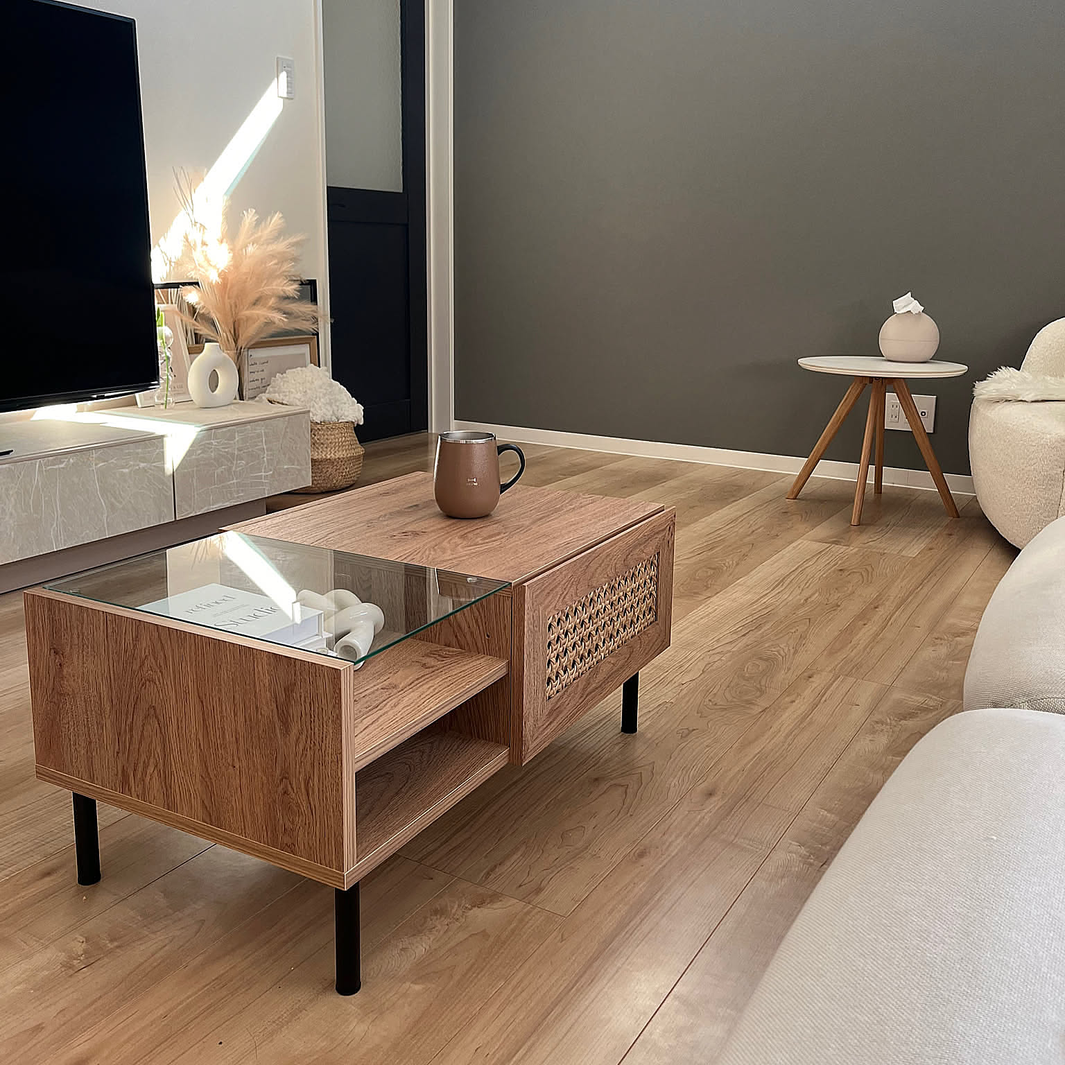 LOWYAの家具を取り入れてインテリアを垢抜けさせる！RoomClipユーザーさんの実例からおすすめをご紹介