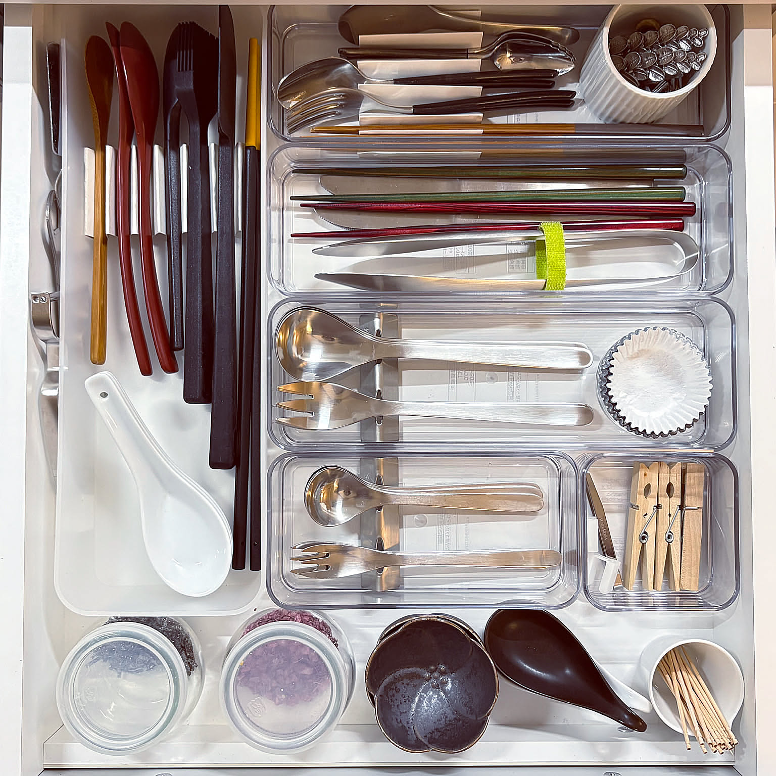 引き出し・冷蔵庫のごちゃつき解消！ニトリの整理トレーを使った収納実例