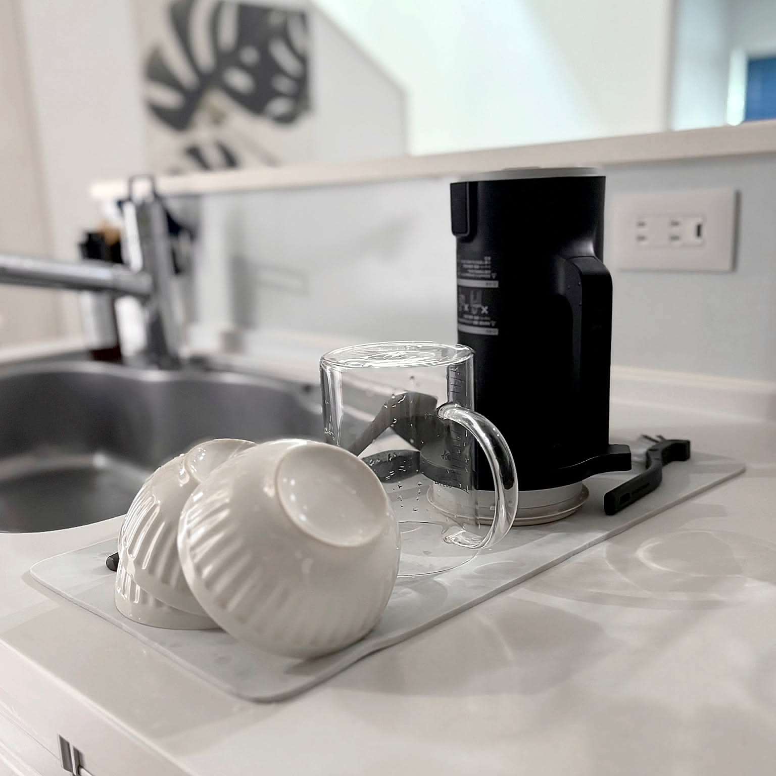 キッチンを広く賢く使うなら！水切りカゴを使わないアイデアをチェック