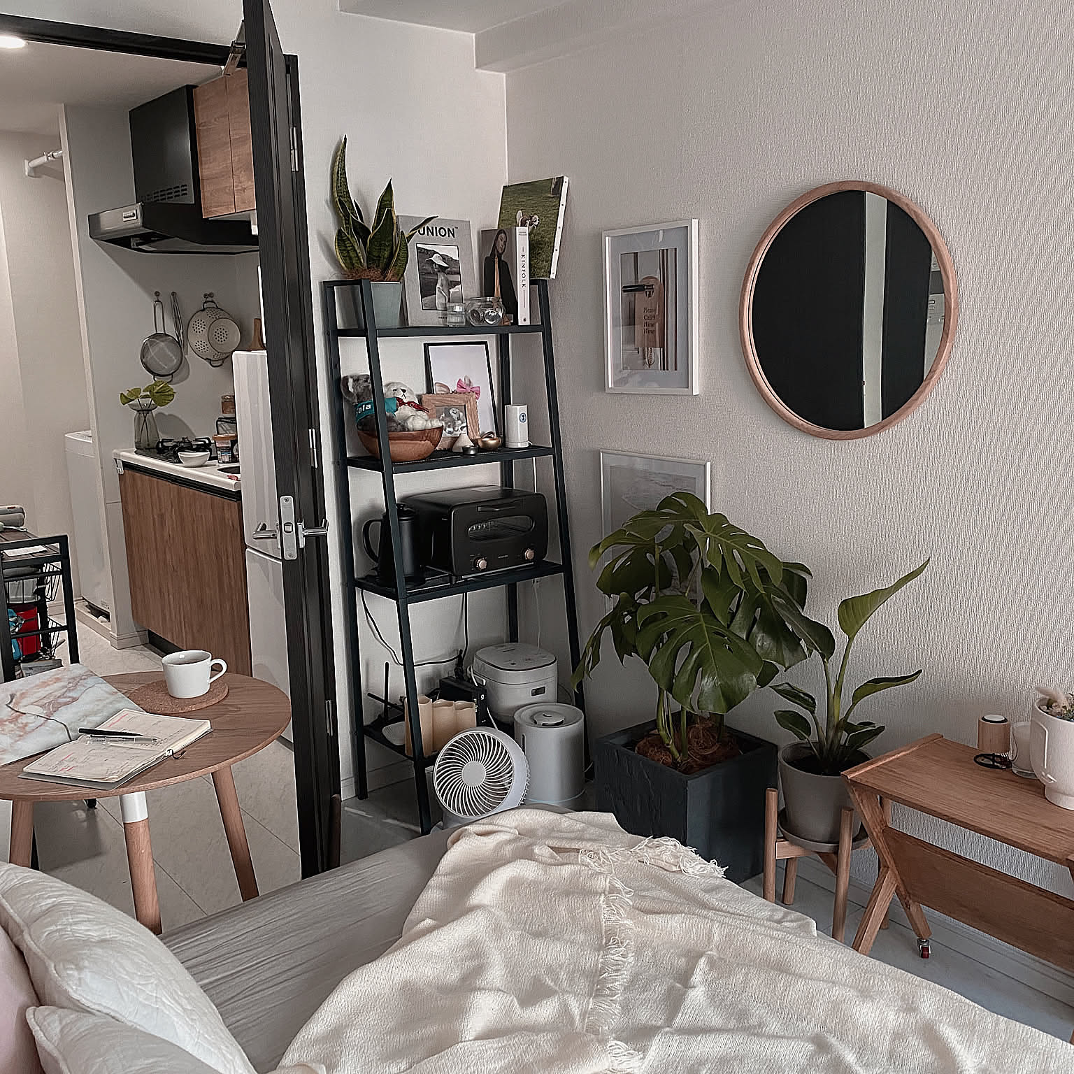 大小さまざまなものが収まる！IKEAのレールベリ（シェルフユニット）の使い方