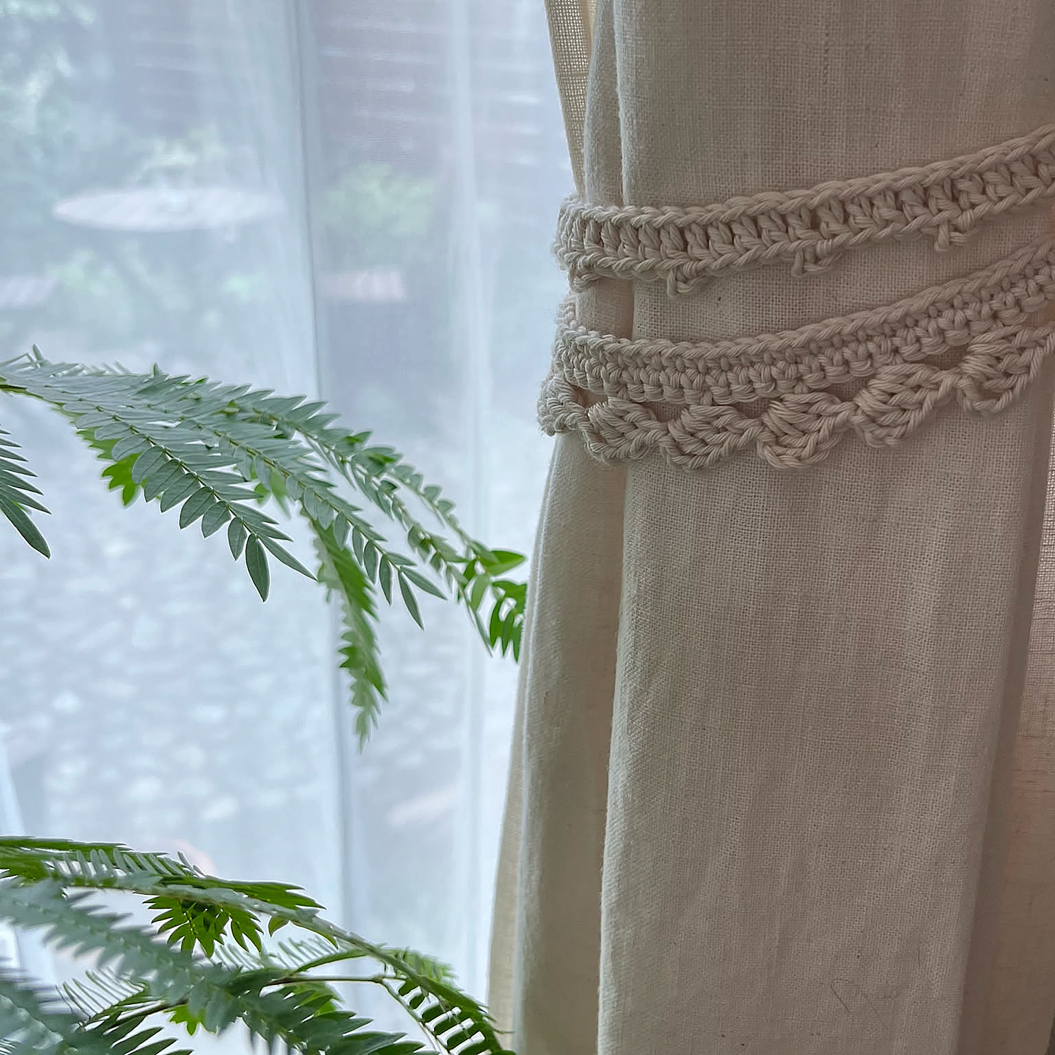 手づくりで自分好みに♪暮らしになじむカーテンタッセルのDIY実例6選