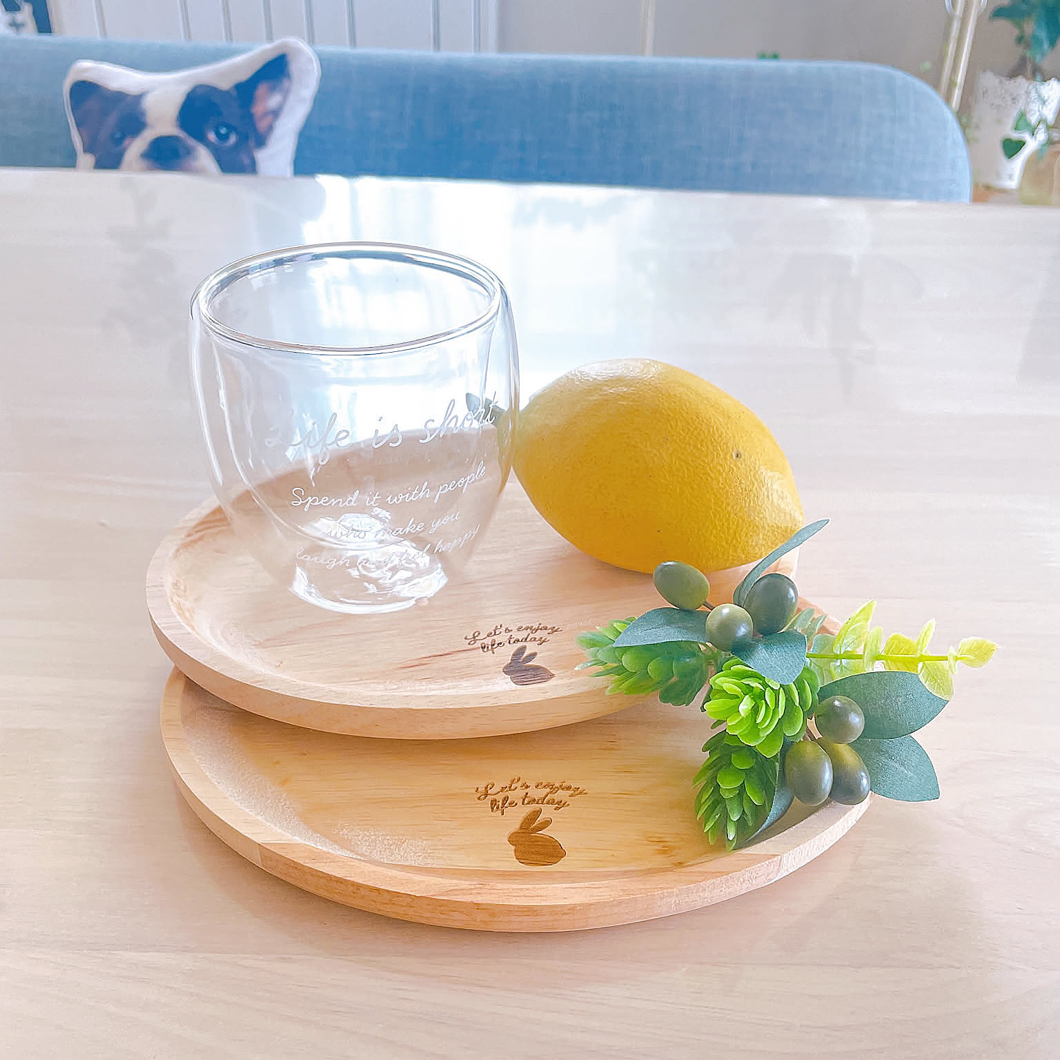 【みんなが選んだ！】食卓がパッと華やぐ！3COINSのグラス3選