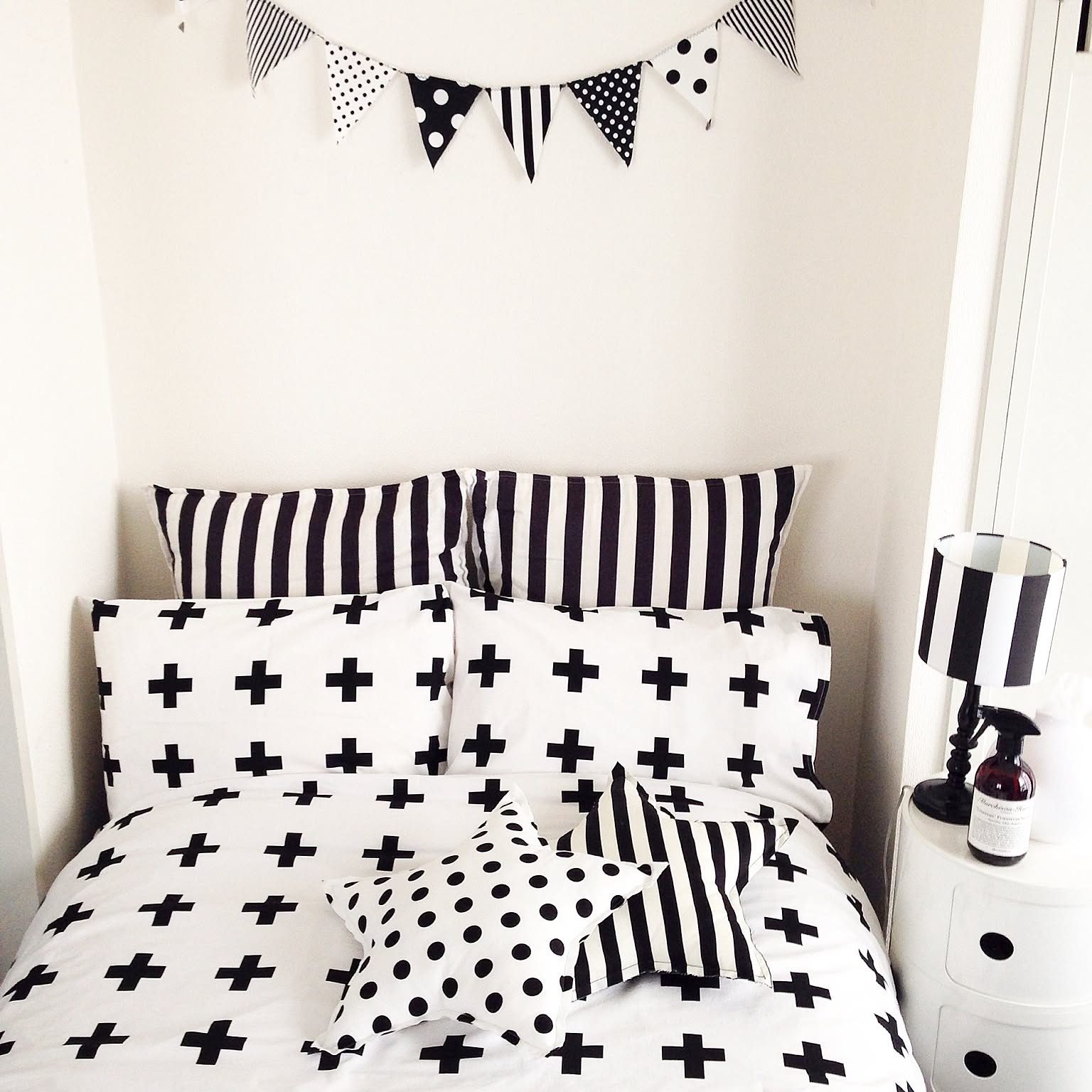 sisdesign MONOTONE MARKETで白黒コーデ