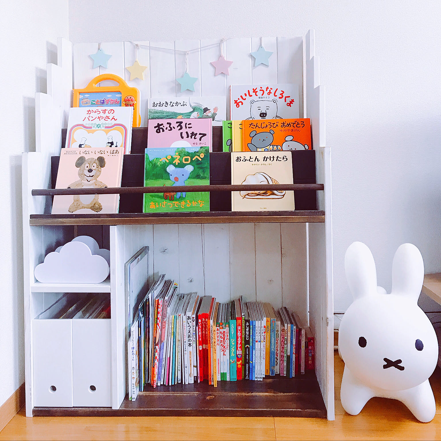 DIYで自分好みのデザインに仕上げる！マネしたくなるハンドメイド家具10選
